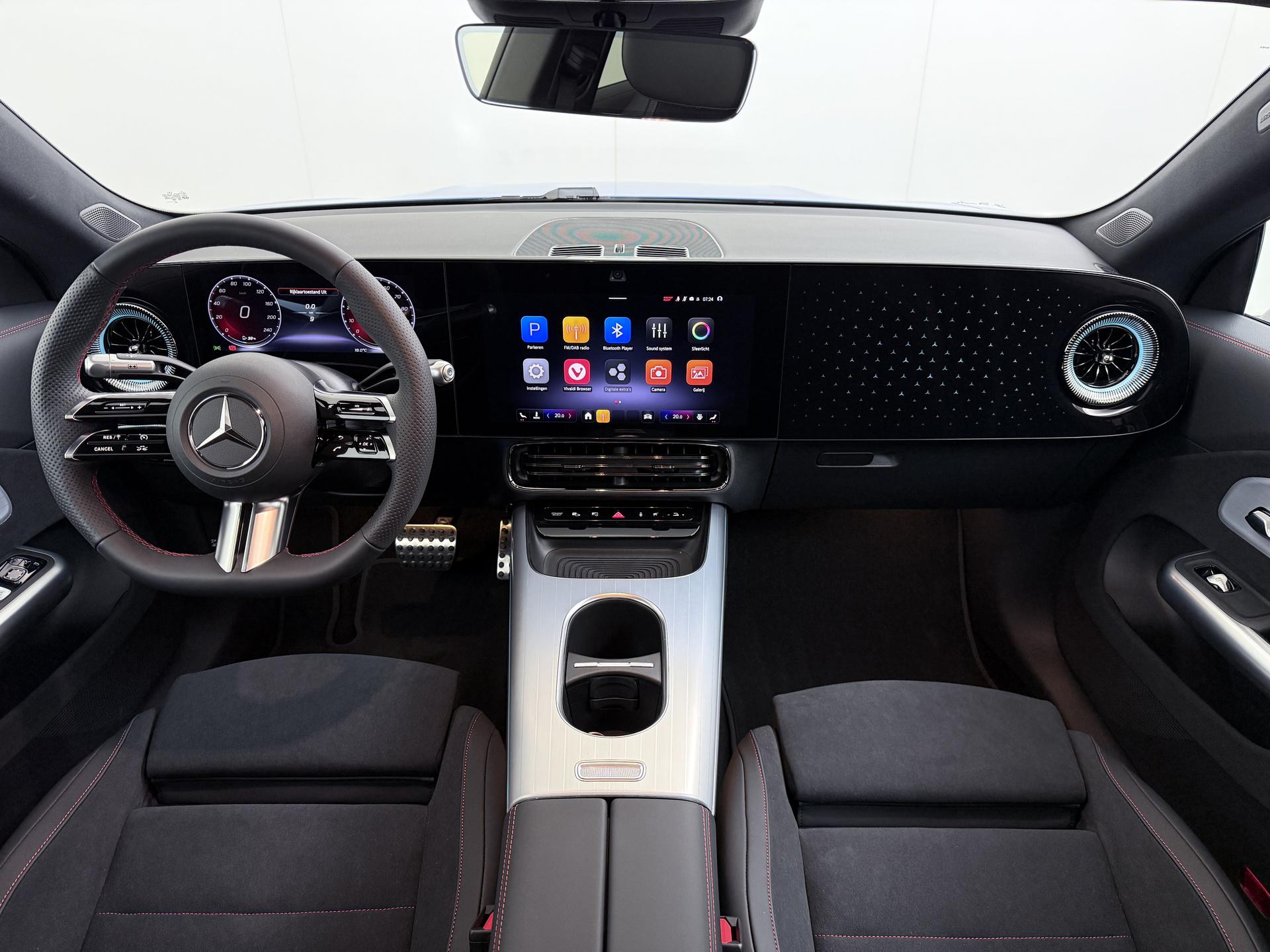 Mercedes-Benz CLA-Klasse 250+ Launch Edition 85 kWh Accu 26