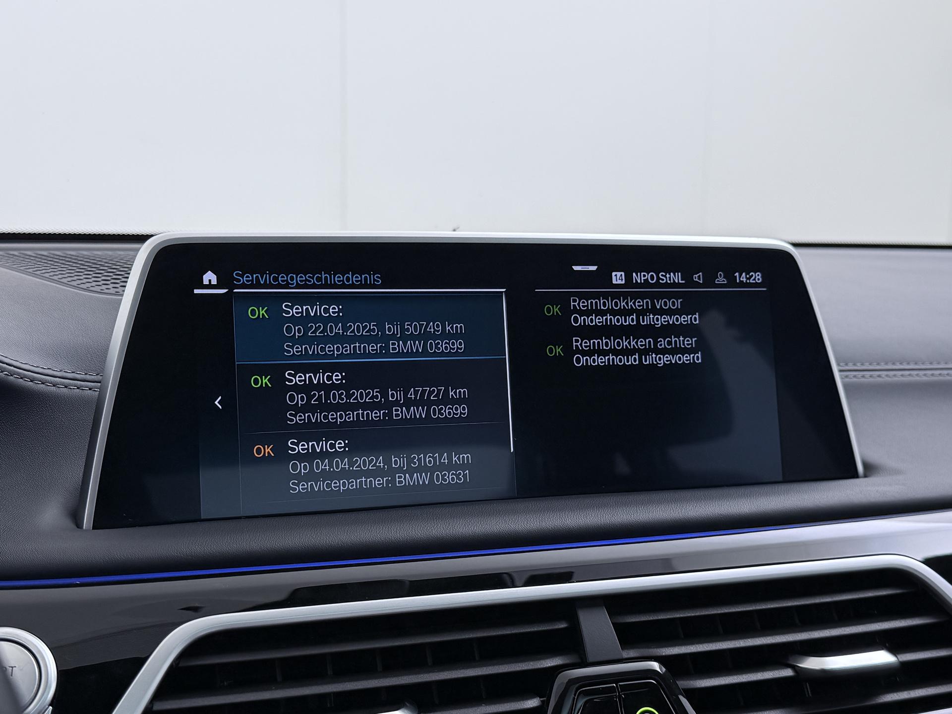 BMW 7 Serie 745e High Executive 16