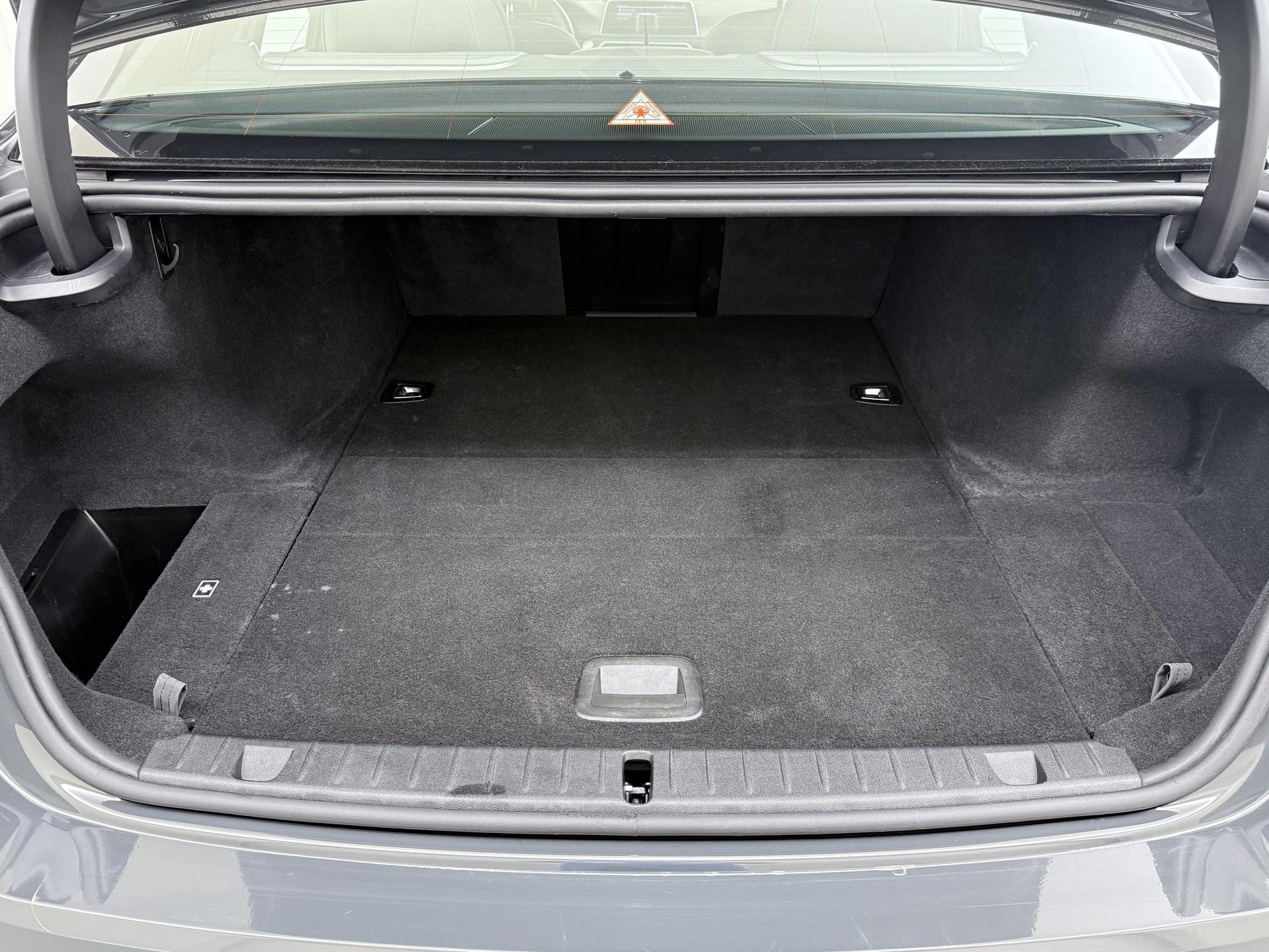 BMW 7 Serie 745e High Executive 20