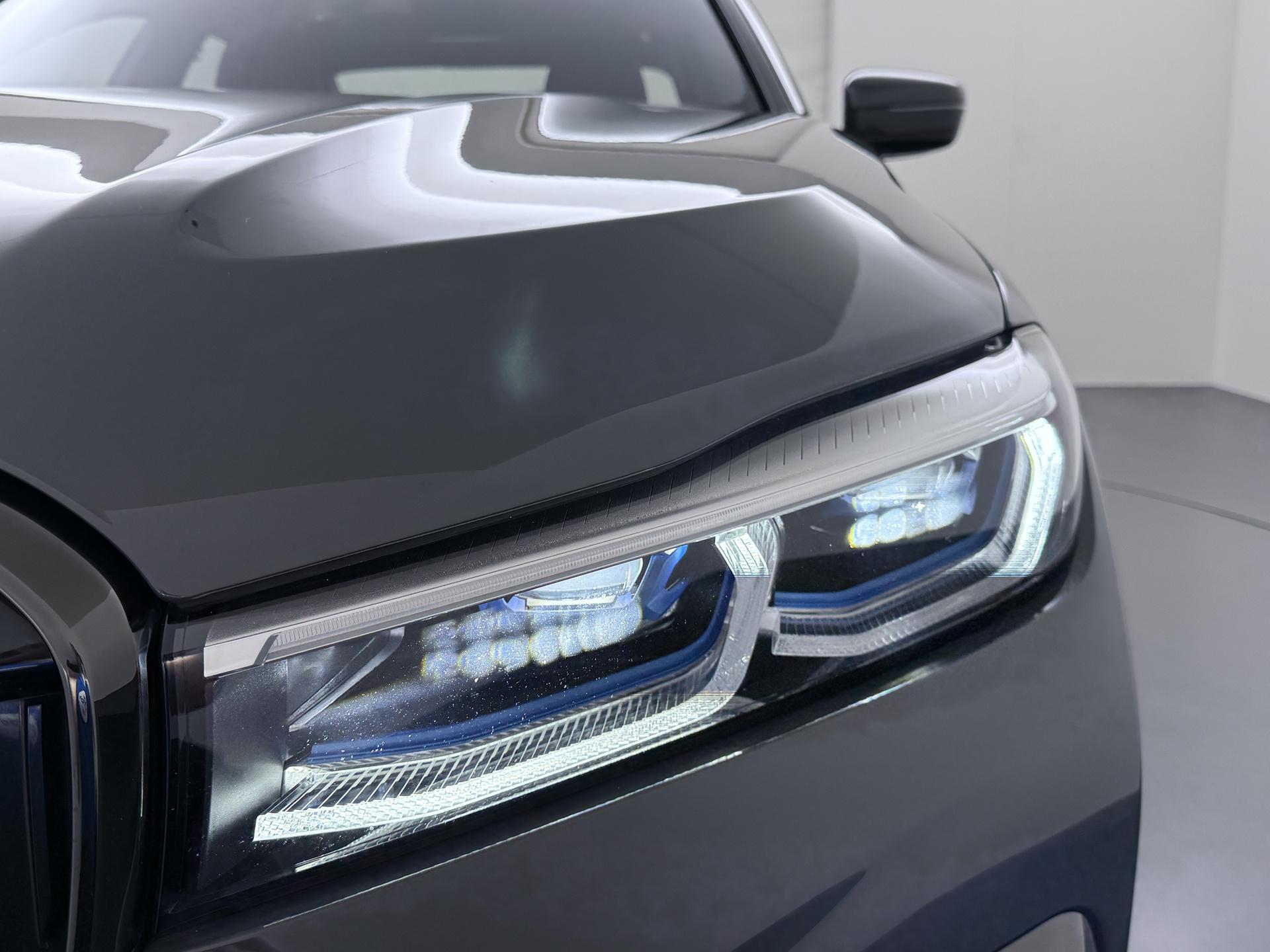 BMW 7 Serie 745e High Executive 23