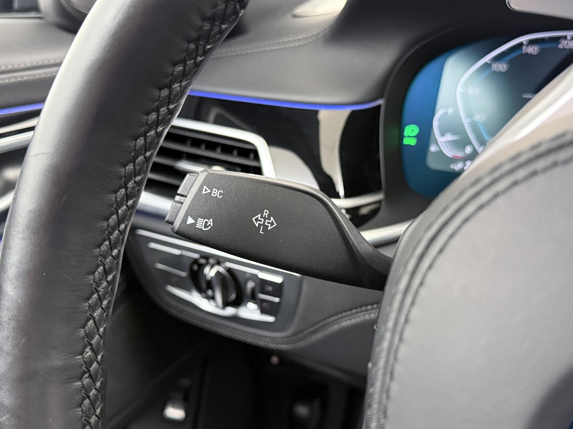 BMW 7 Serie 745e High Executive 31