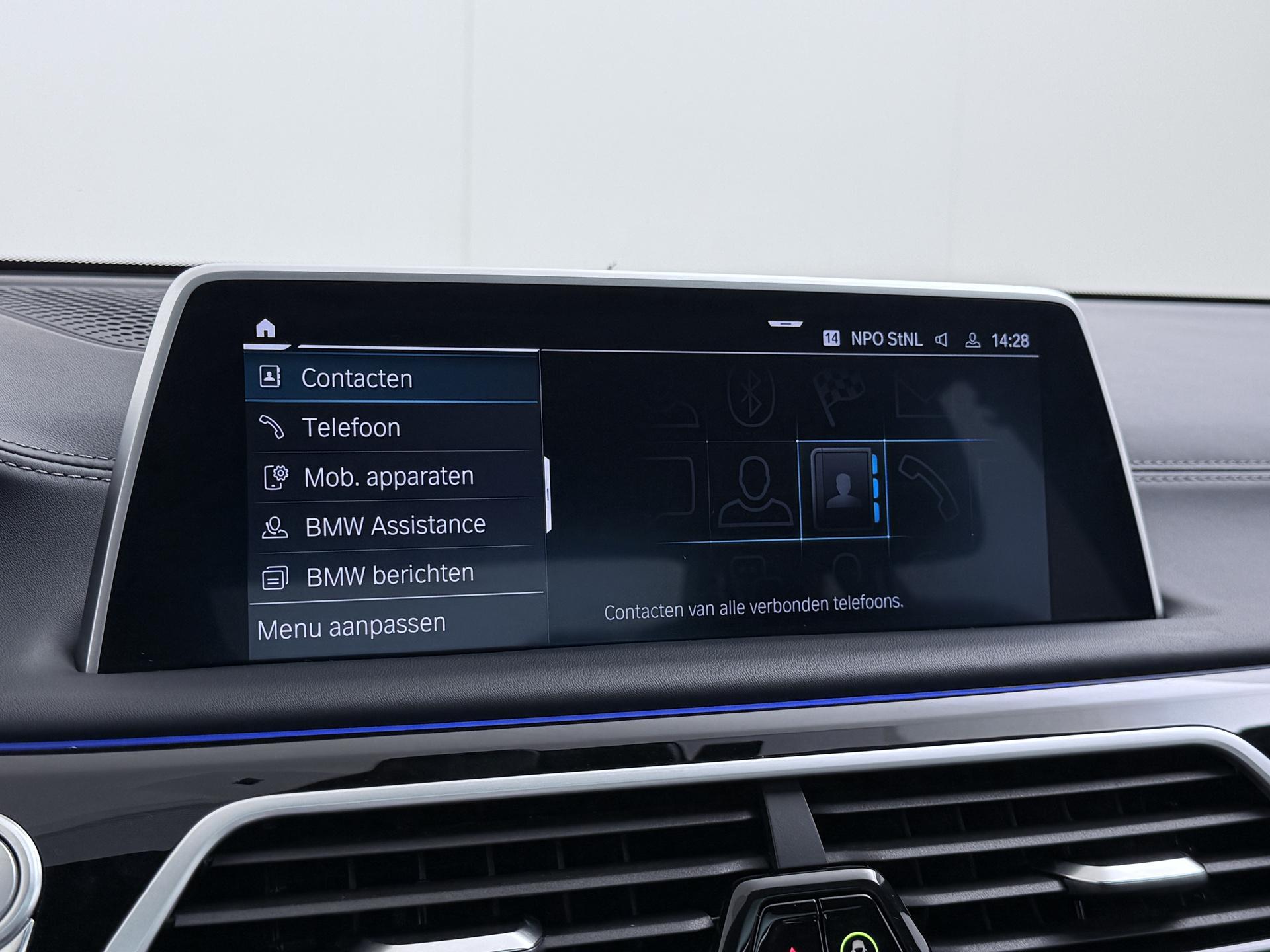 BMW 7 Serie 745e High Executive 37