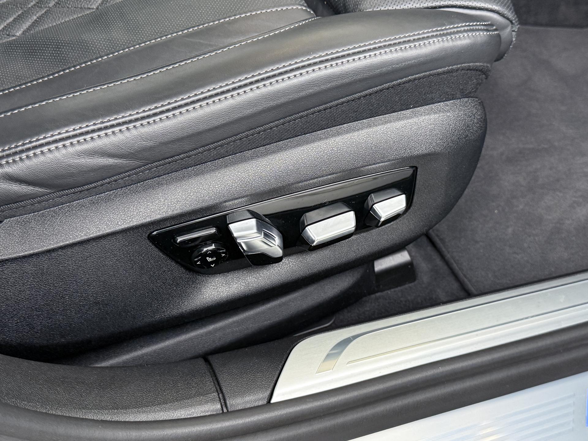 BMW 7 Serie 745e High Executive 43