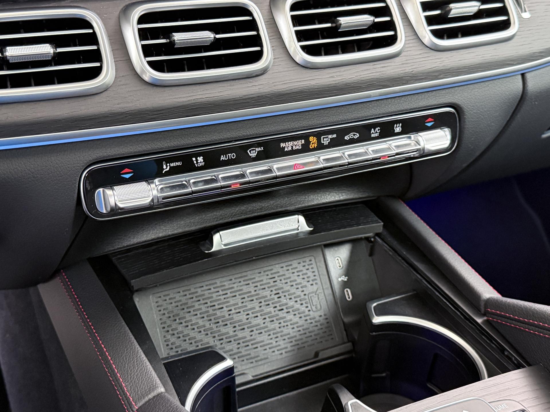 Mercedes-Benz GLE AMG 53 Hybrid 4MATIC+ 54