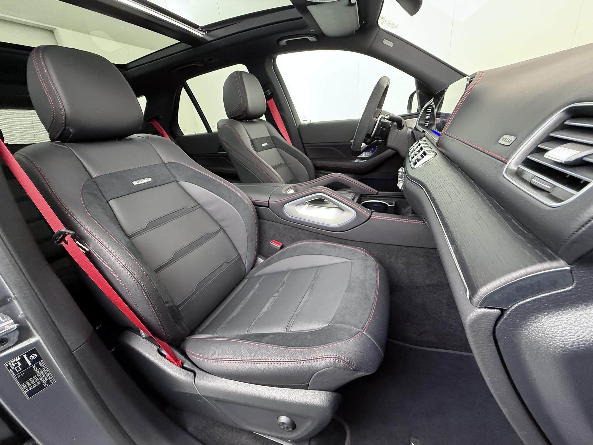 Mercedes-Benz GLE AMG 53 Hybrid 4MATIC+ 57