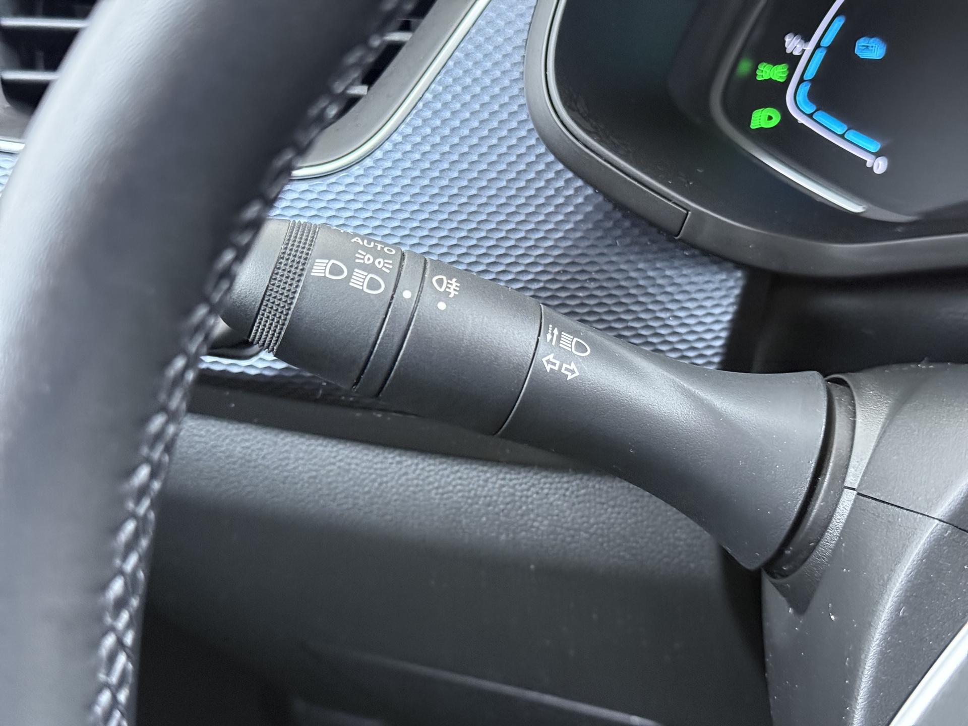 Renault Arkana 1.6 E-Tech Hybrid 145 Zen 23