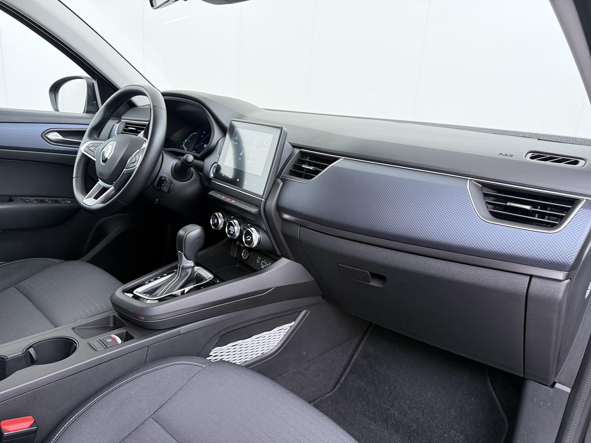 Renault Arkana 1.6 E-Tech Hybrid 145 Zen 30