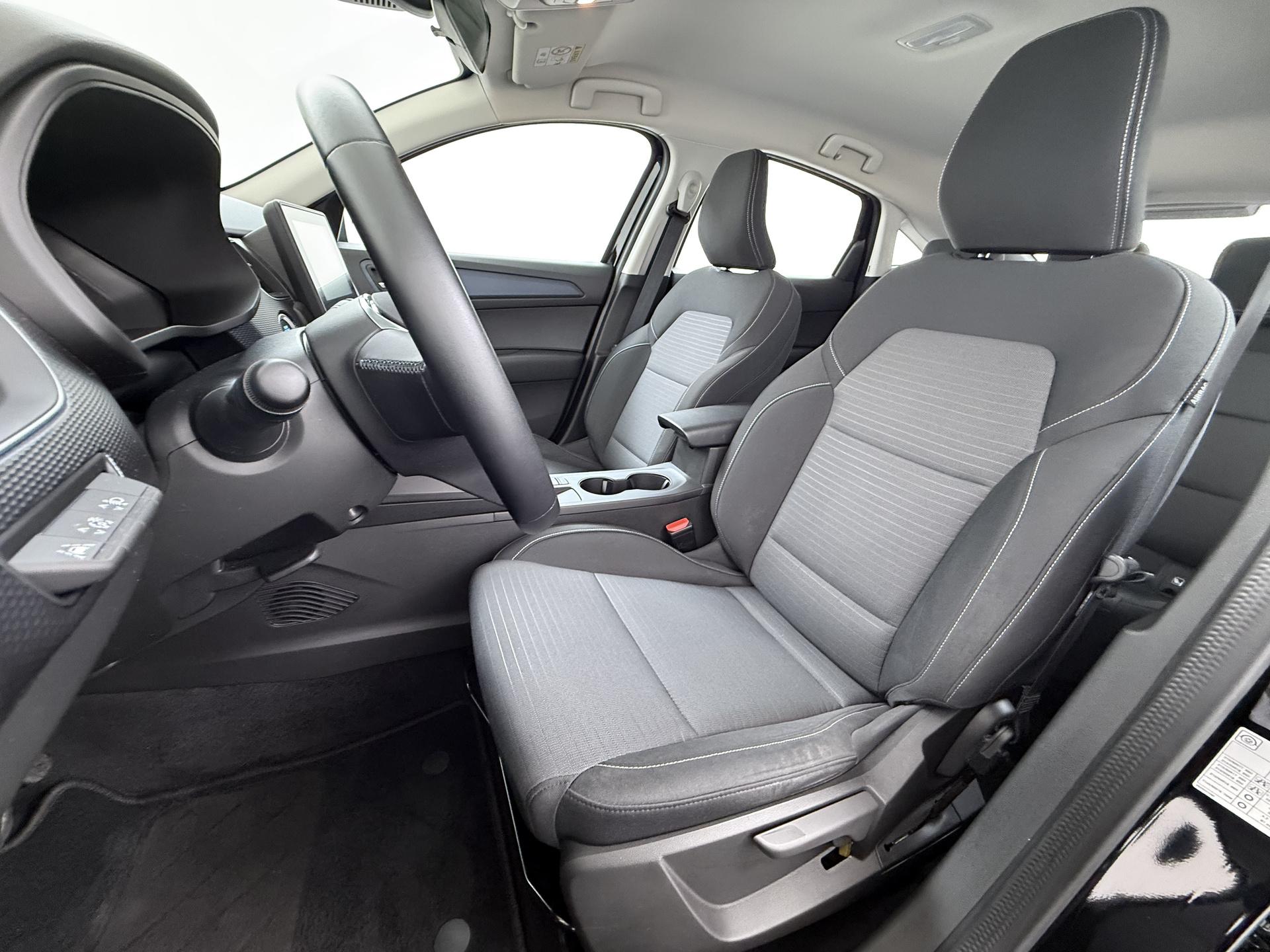 Renault Arkana 1.6 E-Tech Hybrid 145 Zen 7