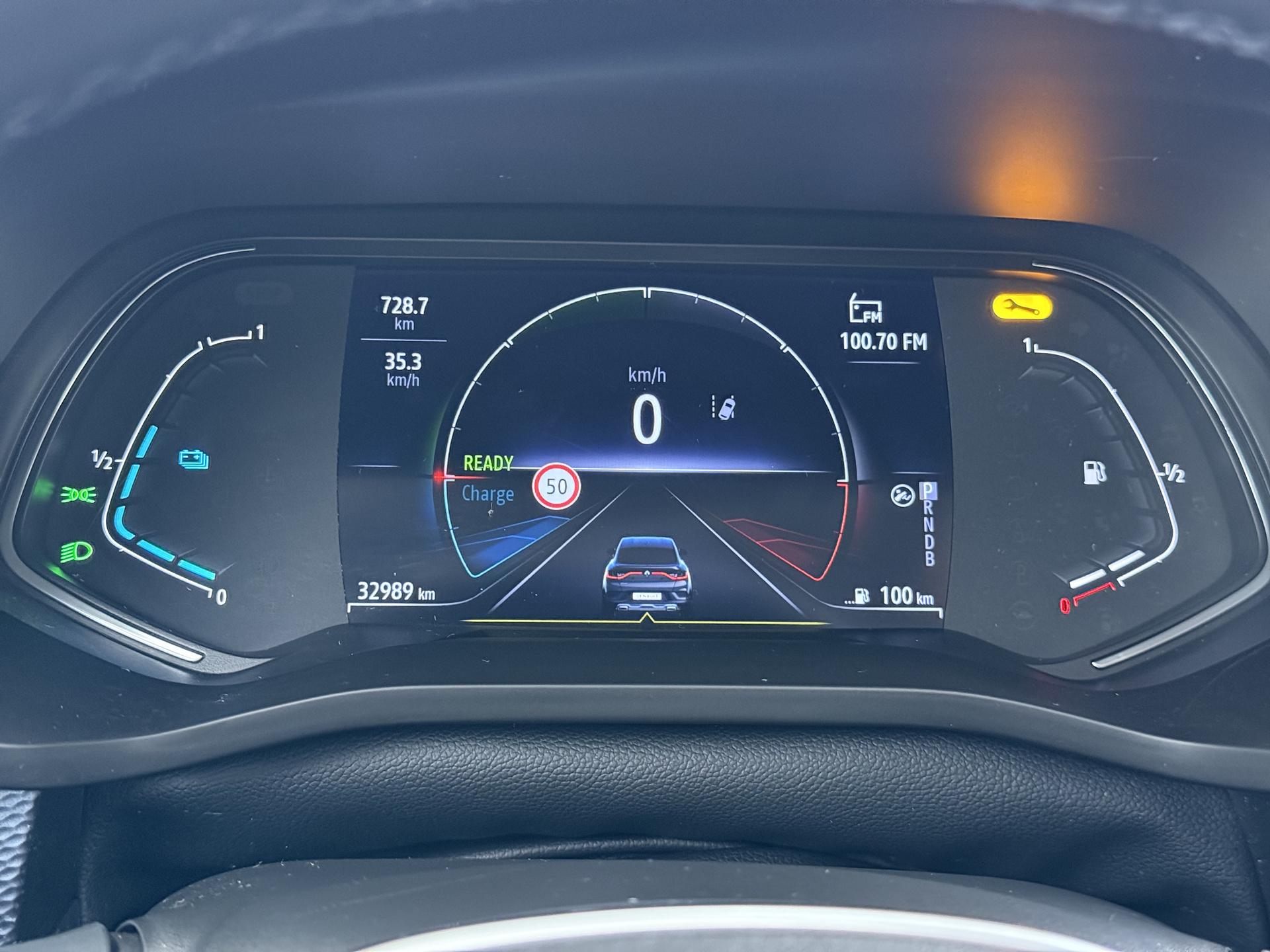 Renault Arkana 1.6 E-Tech Hybrid 145 Zen 8