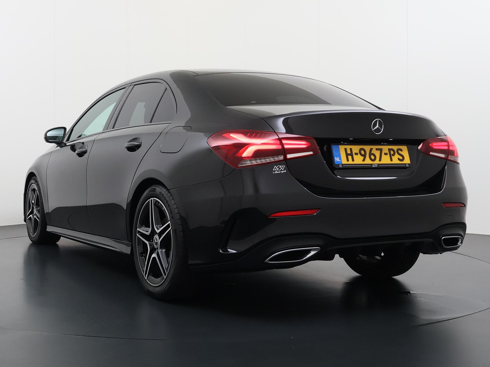 Mercedes-Benz A-Klasse 180 AMG Business Solution 2