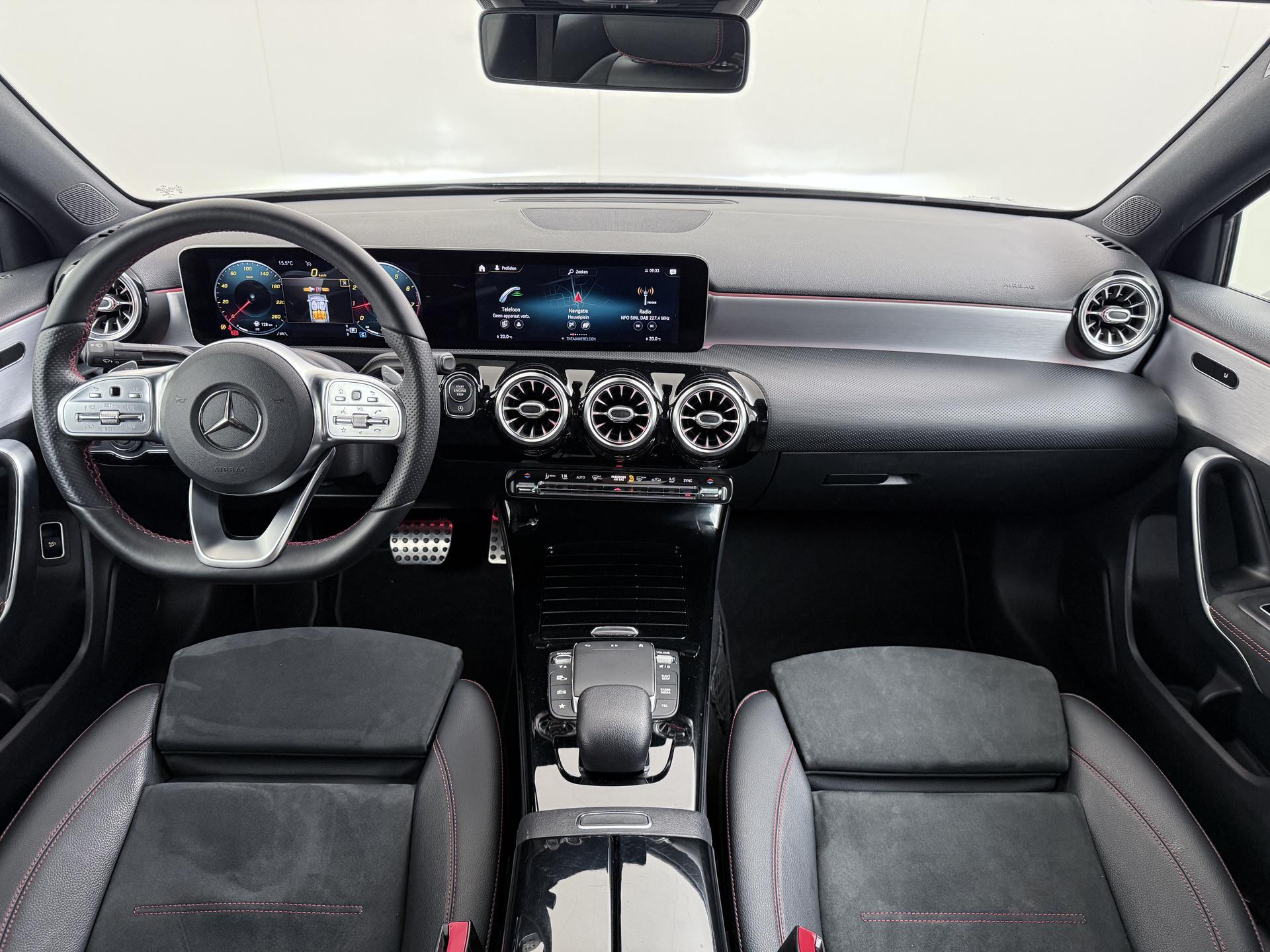 Mercedes-Benz A-Klasse 180 AMG Business Solution 23