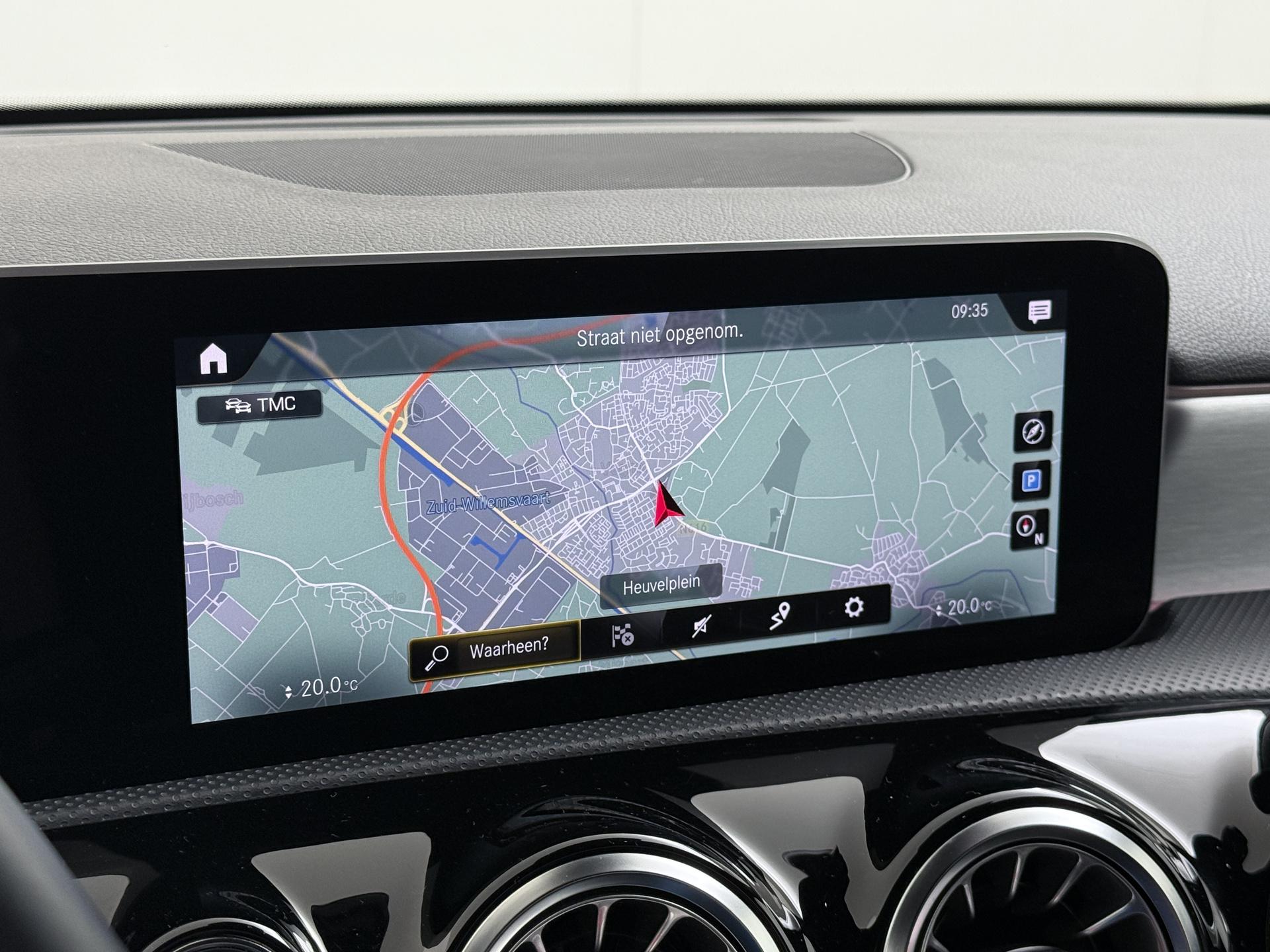 Mercedes-Benz A-Klasse 180 AMG Business Solution 36