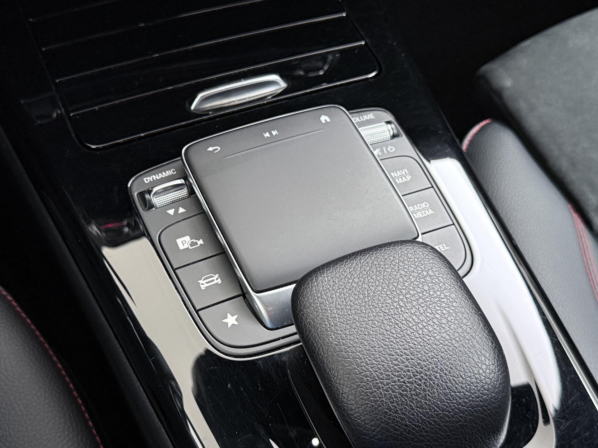 Mercedes-Benz A-Klasse 180 AMG Business Solution 43