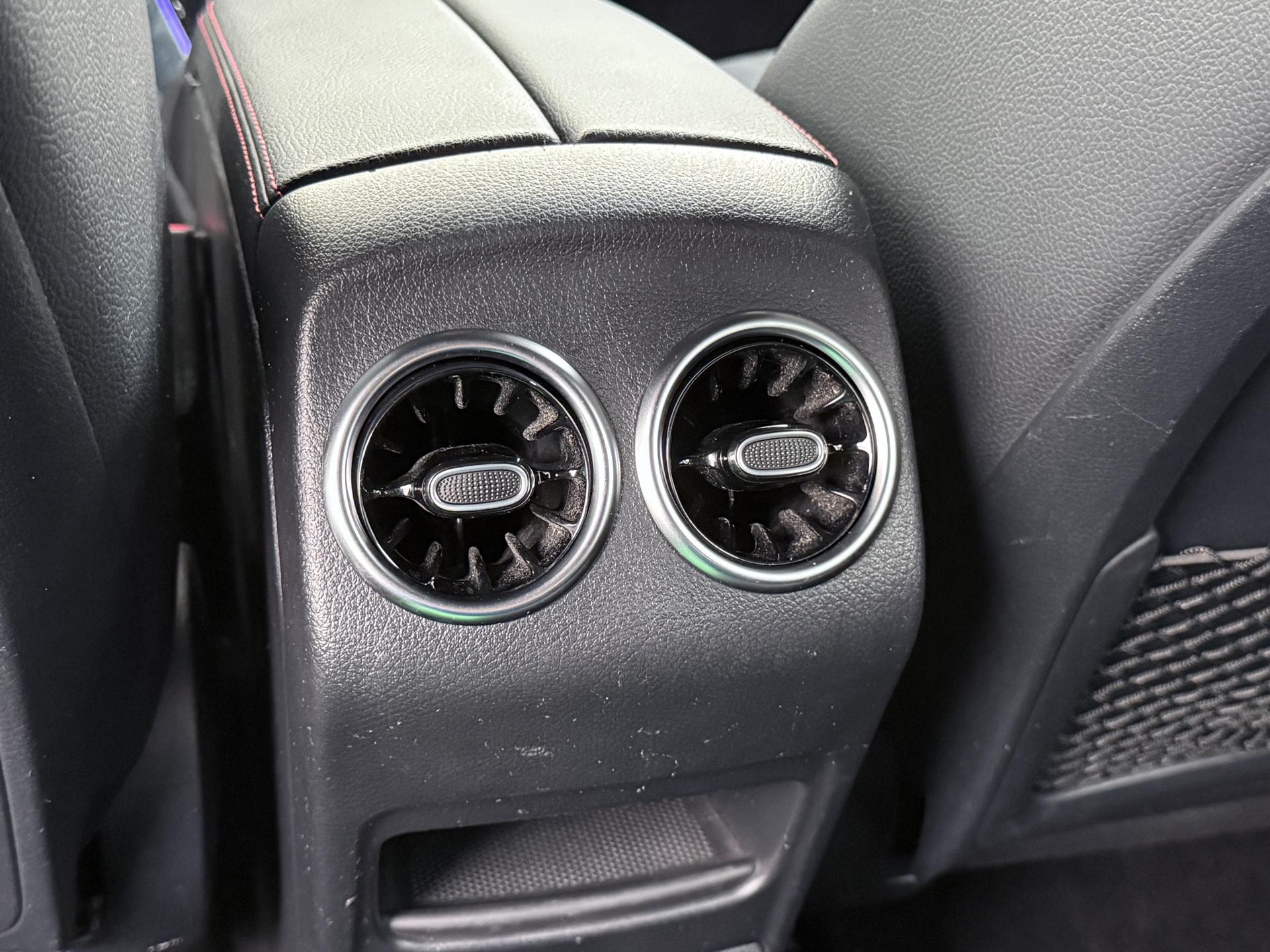 Mercedes-Benz B-Klasse 180d Business Solution AMG 19