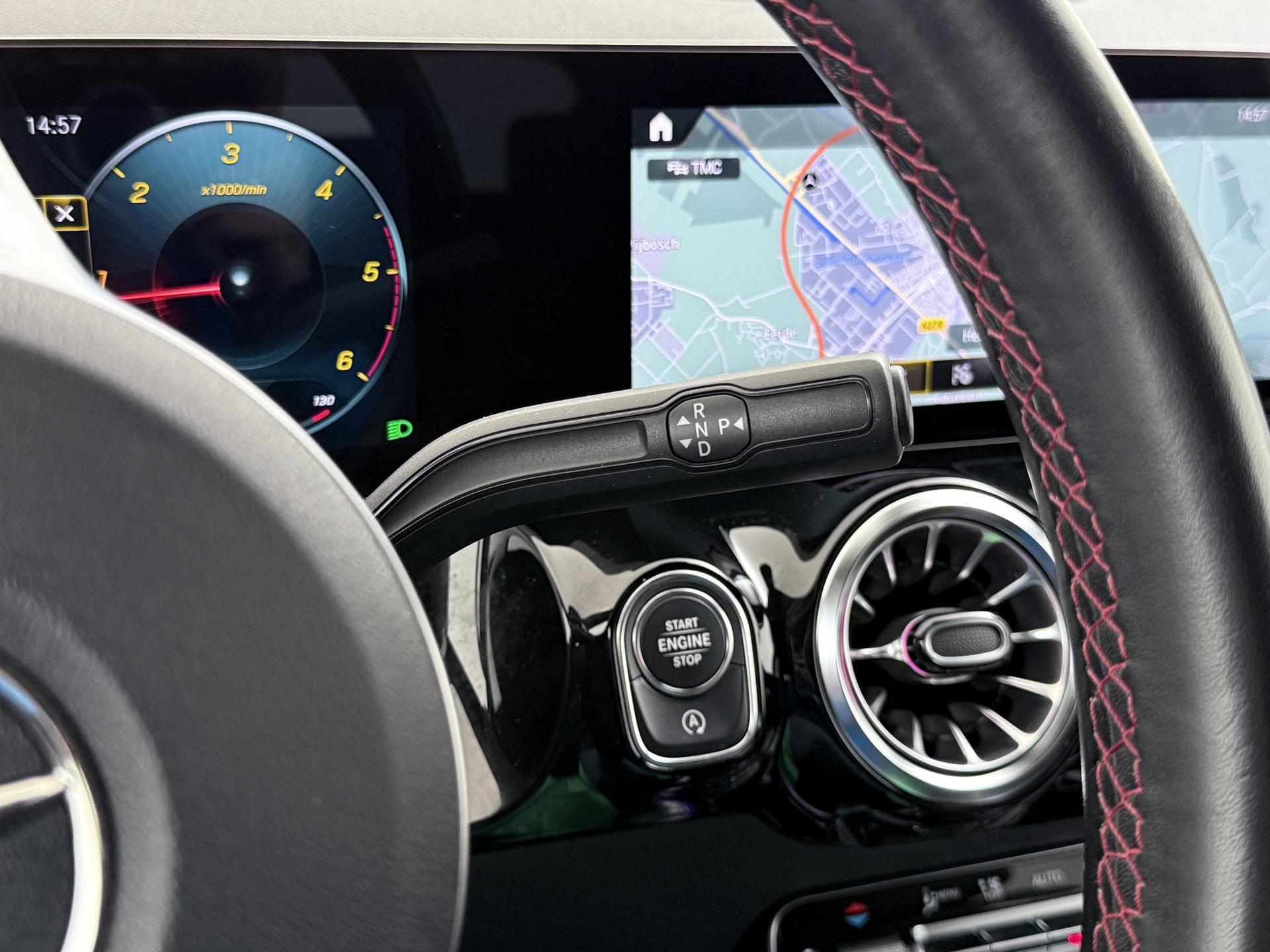 Mercedes-Benz B-Klasse 180d Business Solution AMG 24