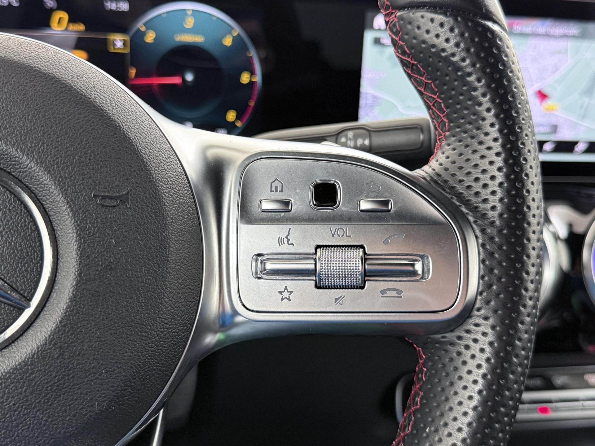 Mercedes-Benz B-Klasse 180d Business Solution AMG 26