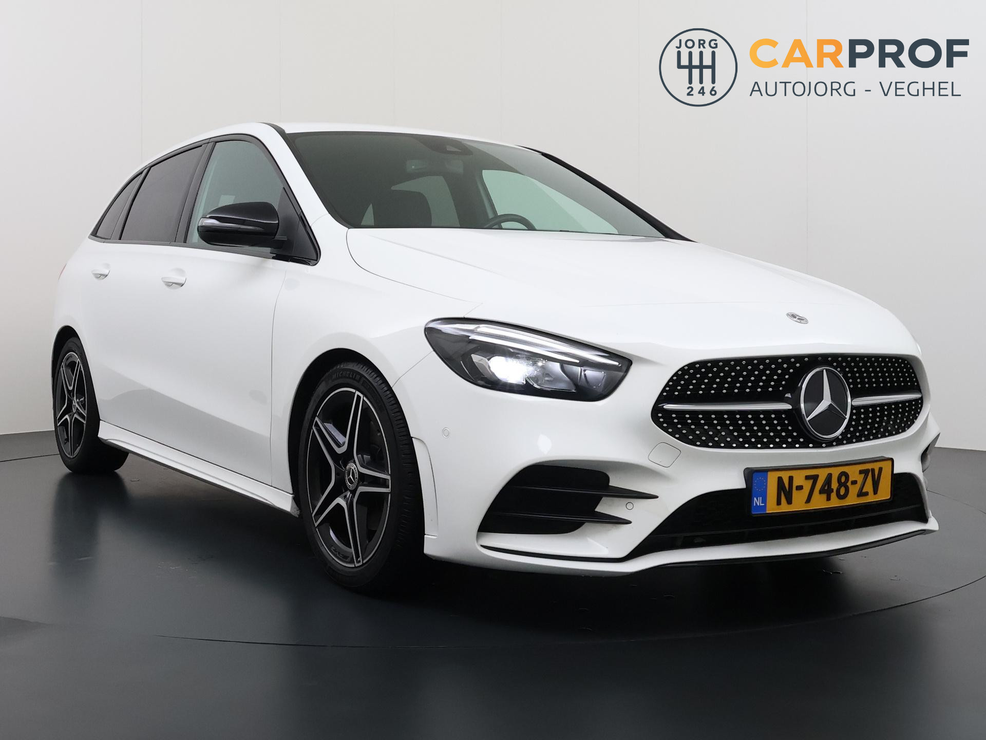 Mercedes-Benz B-Klasse 180d Business Solution AMG 3