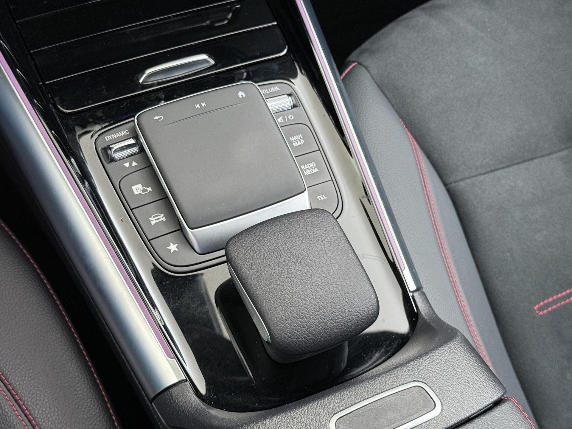 Mercedes-Benz B-Klasse 180d Business Solution AMG 37