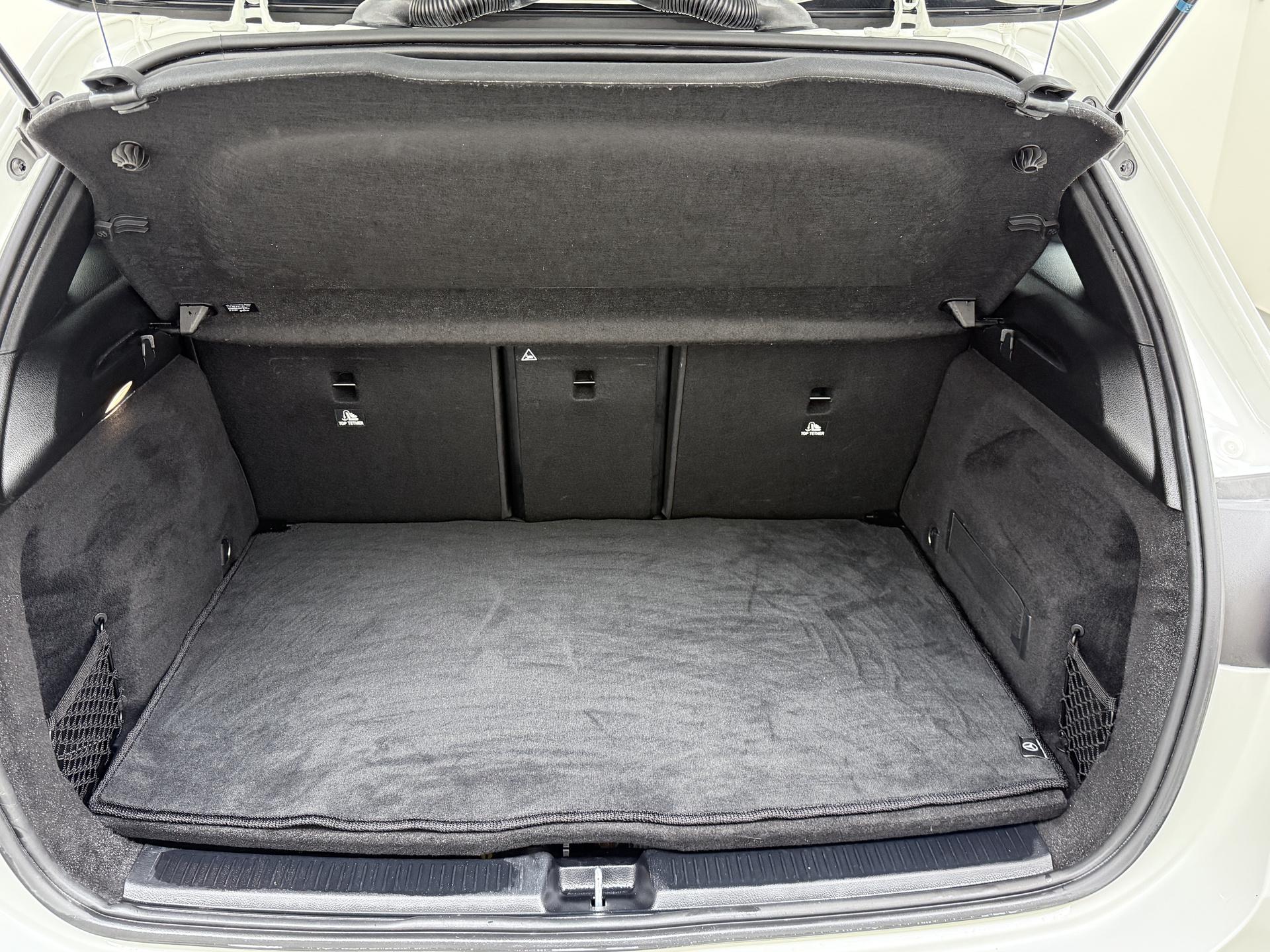 Mercedes-Benz B-Klasse 180d Business Solution AMG 7