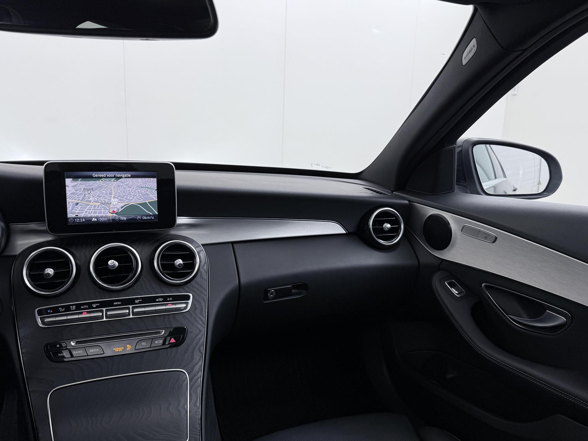 Mercedes-Benz C-Klasse 180 CDI Sport Edition 26