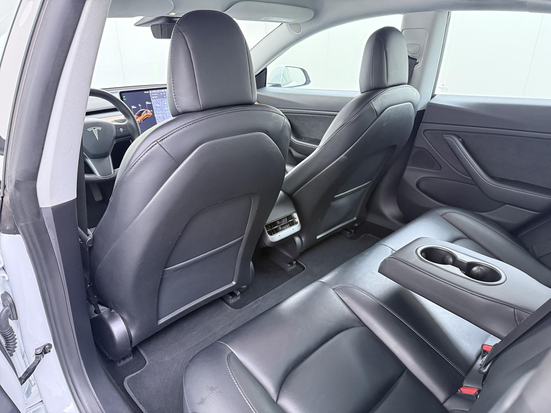 Tesla Model 3 Long Range AWD 75 kWh 17