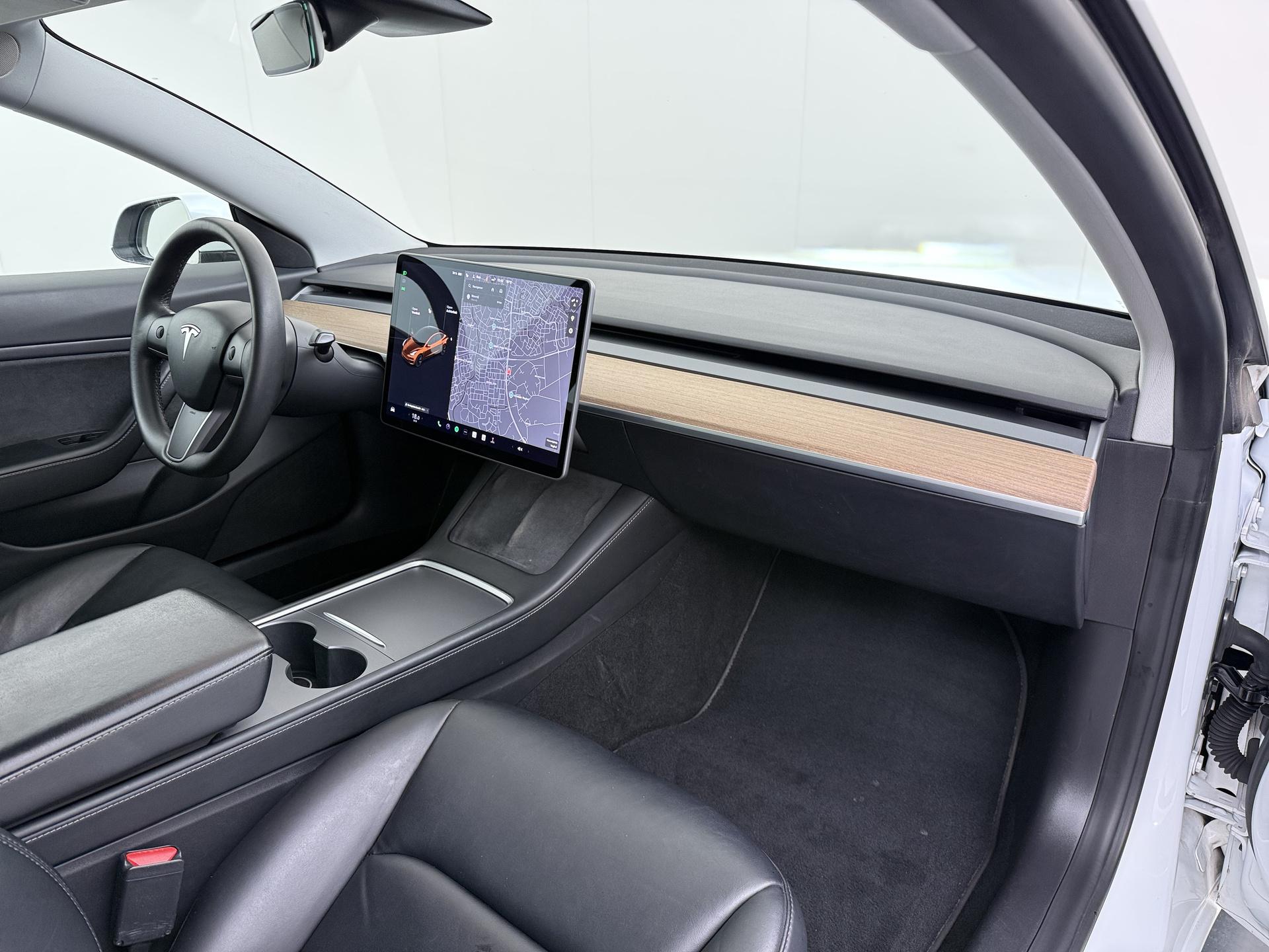 Tesla Model 3 Long Range AWD 75 kWh 32