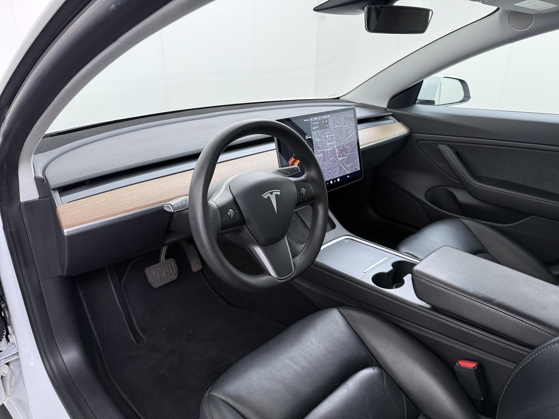 Tesla Model 3 Long Range AWD 75 kWh 5