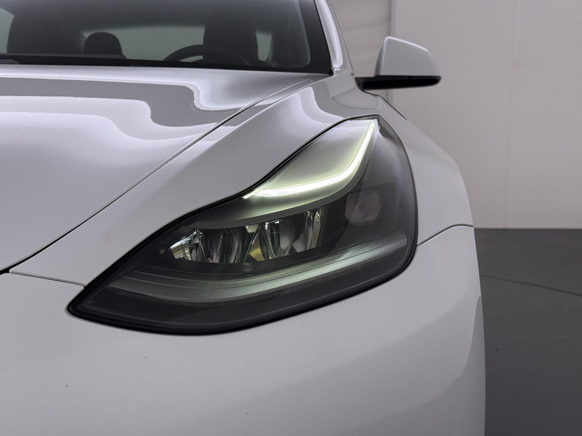 Tesla Model 3 Long Range AWD 75 kWh 8