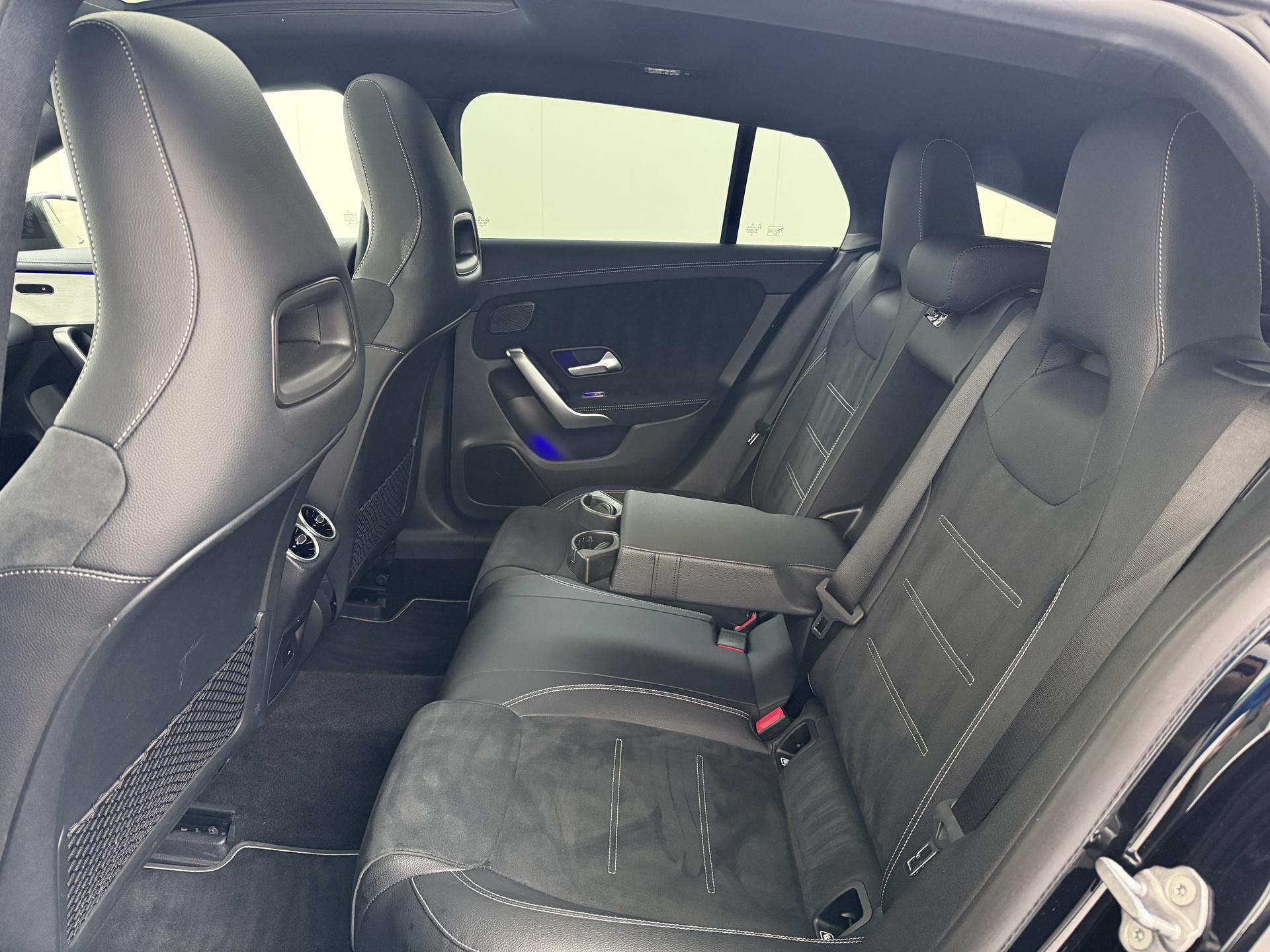 Mercedes-Benz CLA-Klasse Shooting Brake 250 e AMG-Line 26