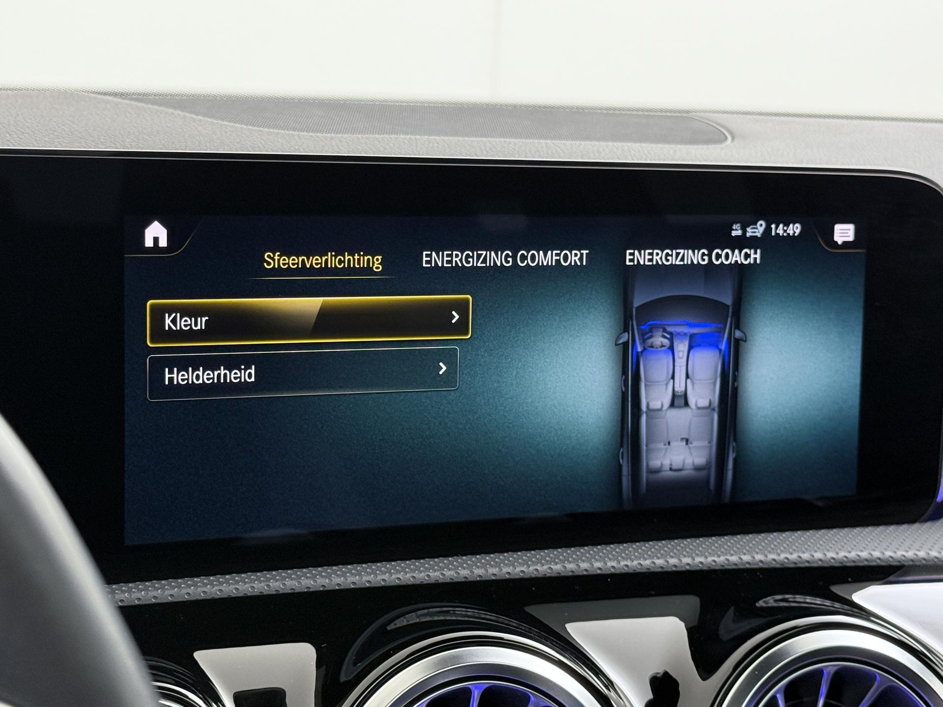 Mercedes-Benz CLA-Klasse Shooting Brake 250 e AMG-Line 44