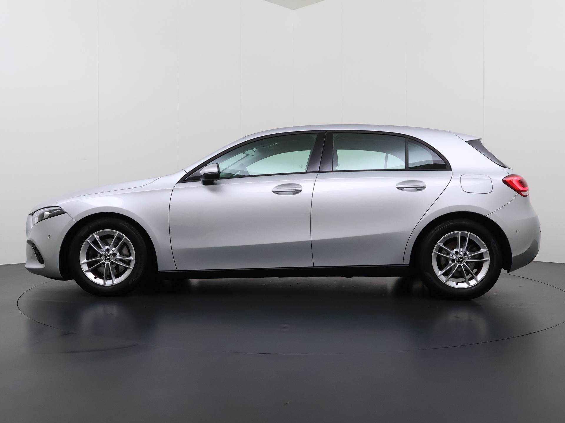 Mercedes-Benz A-Klasse 180 Business Solution 1