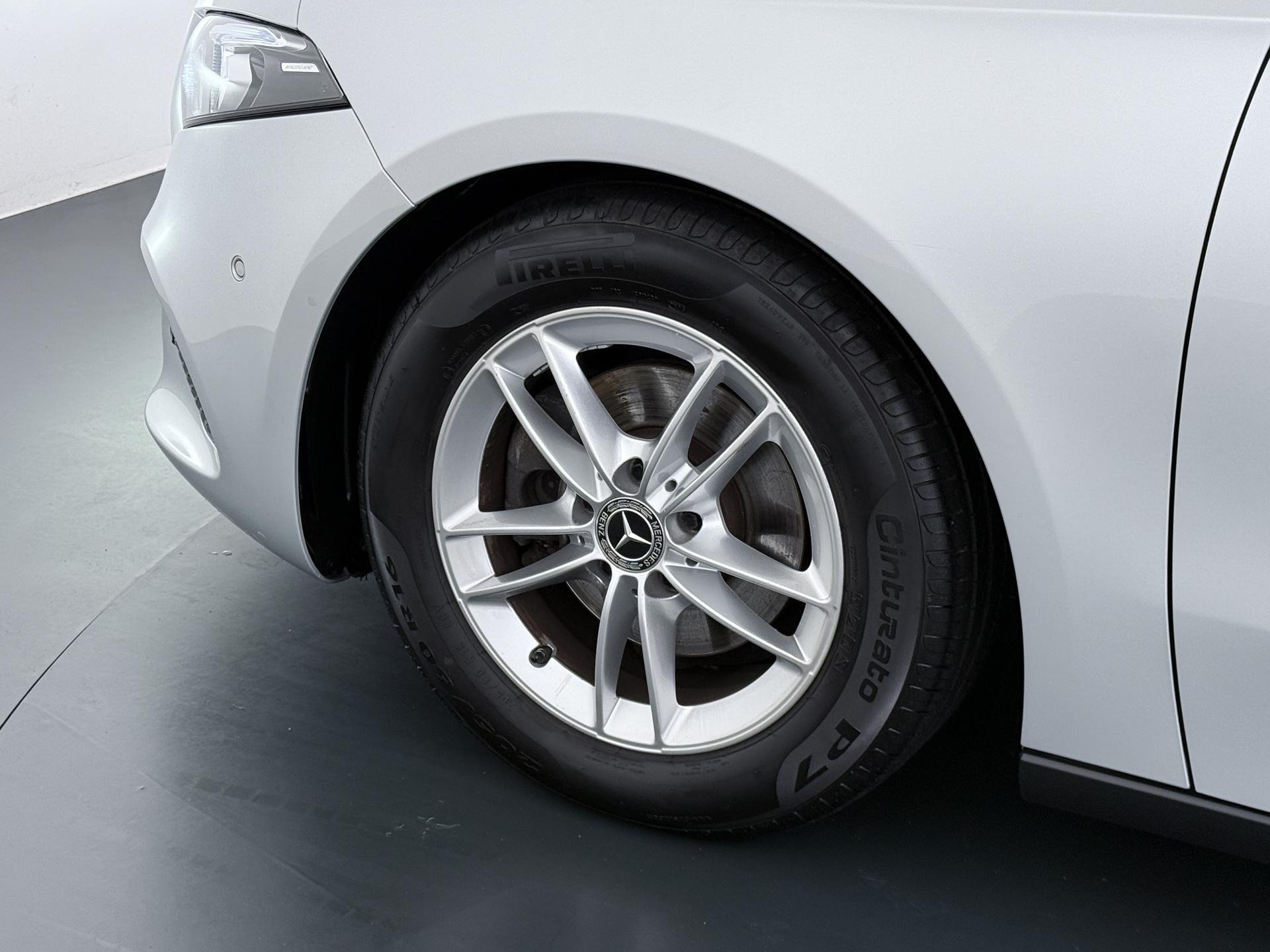 Mercedes-Benz A-Klasse 180 Business Solution 14