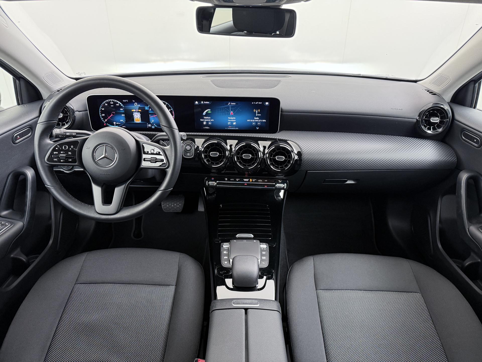 Mercedes-Benz A-Klasse 180 Business Solution 22