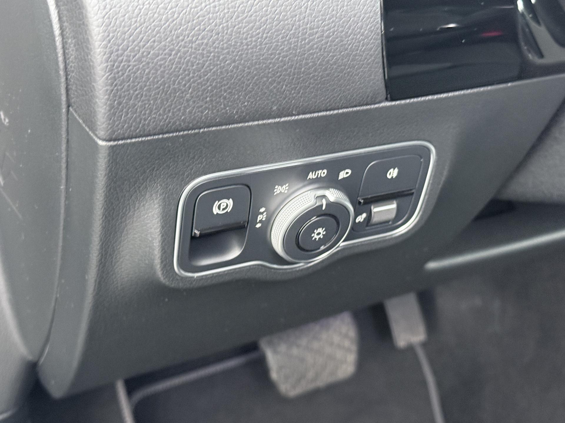 Mercedes-Benz GLA 250 e Luxury line Star Edition 30