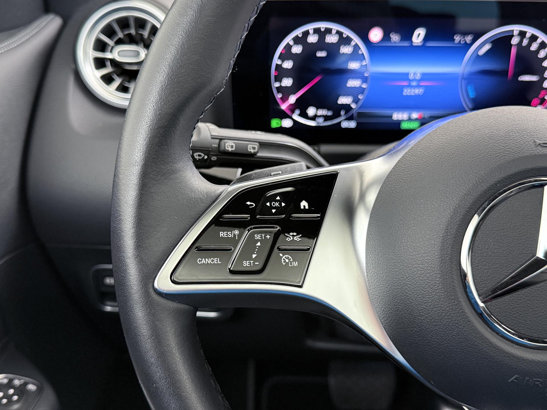 Mercedes-Benz GLA 250 e Luxury line Star Edition 33