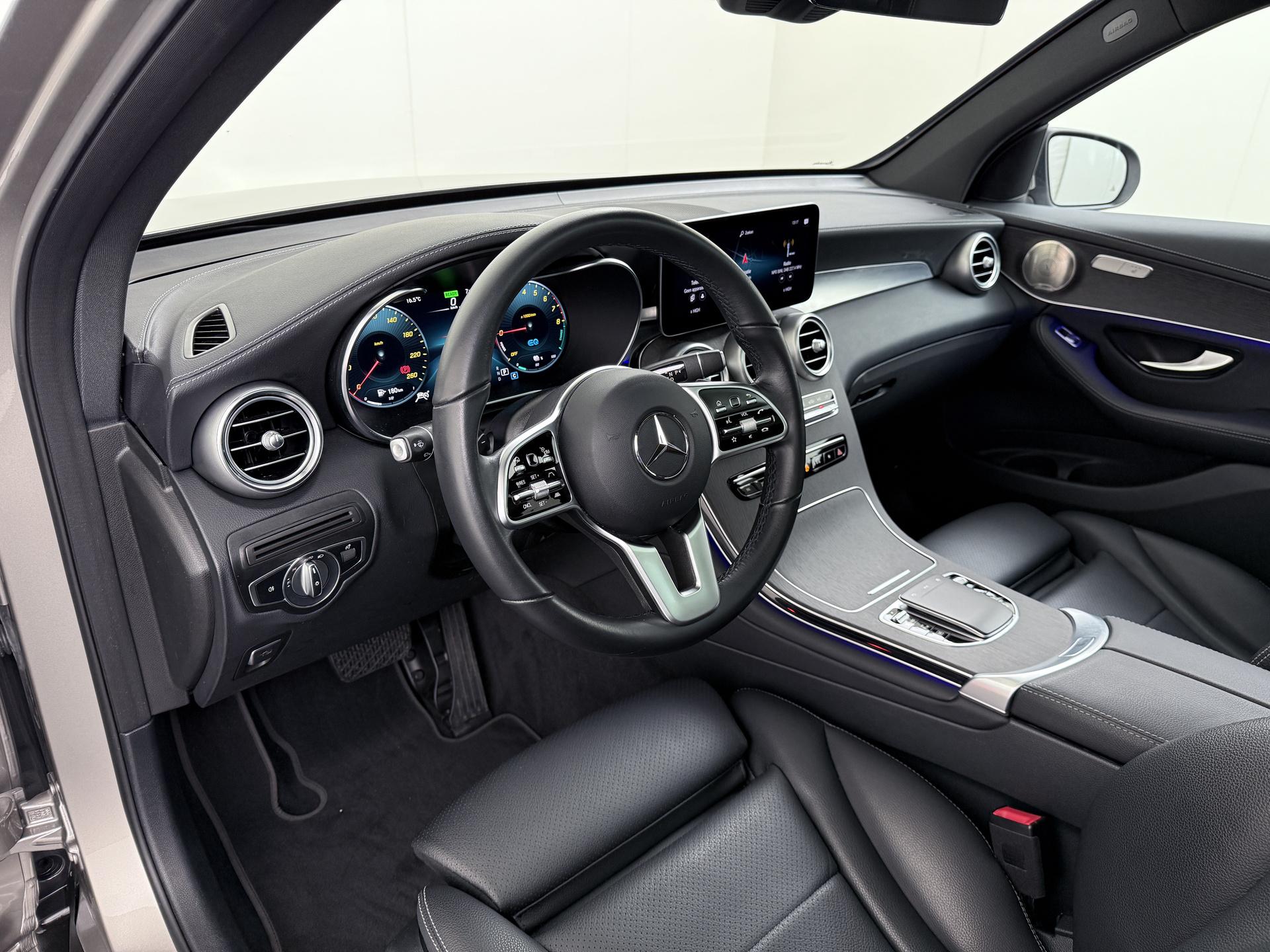 Mercedes-Benz GLC 300e 4MATIC Luxury Business Solution 19