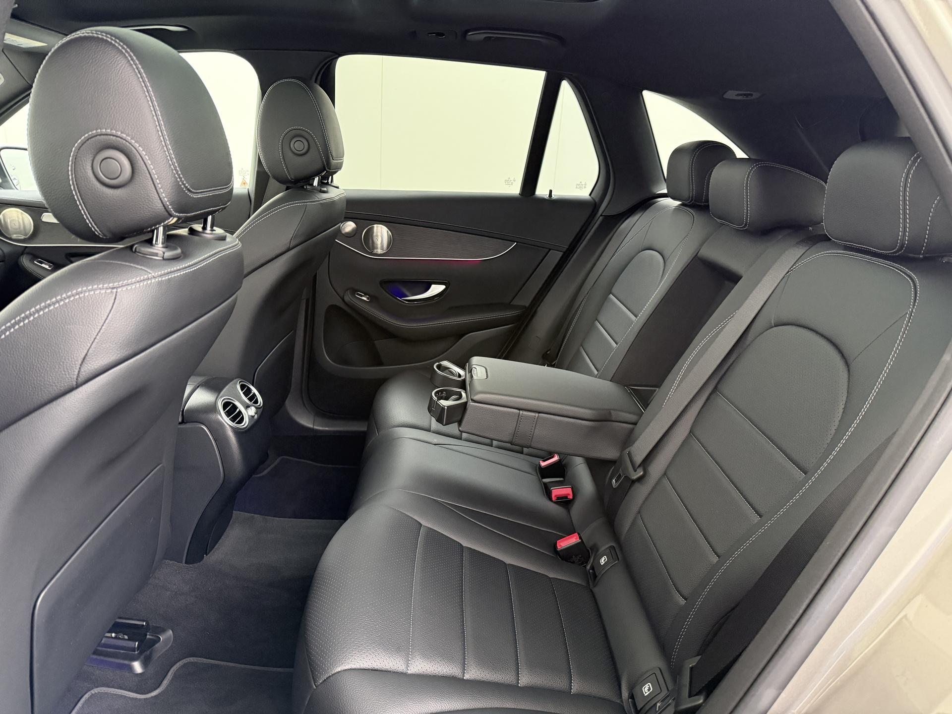 Mercedes-Benz GLC 300e 4MATIC Luxury Business Solution 24