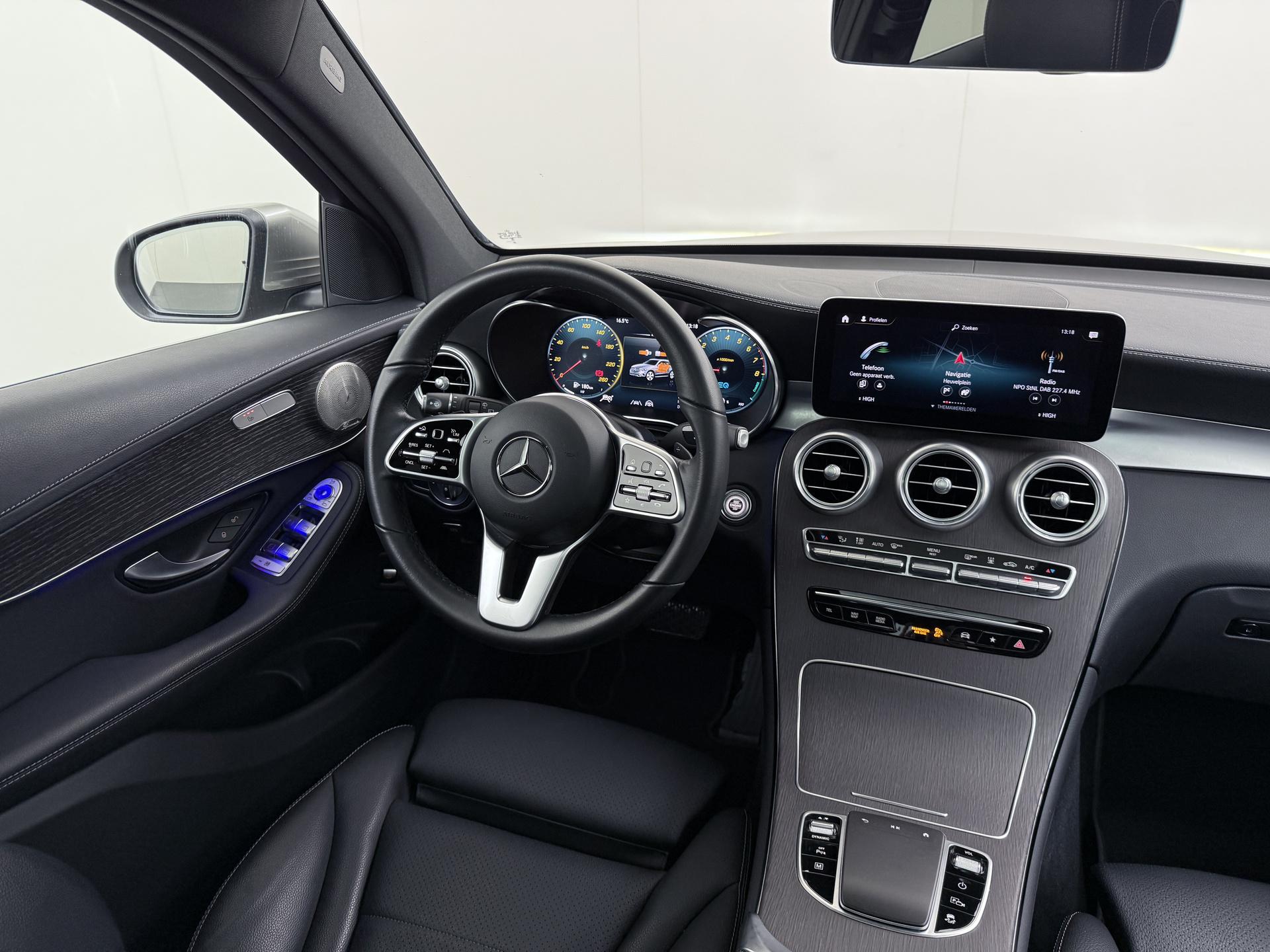 Mercedes-Benz GLC 300e 4MATIC Luxury Business Solution 27