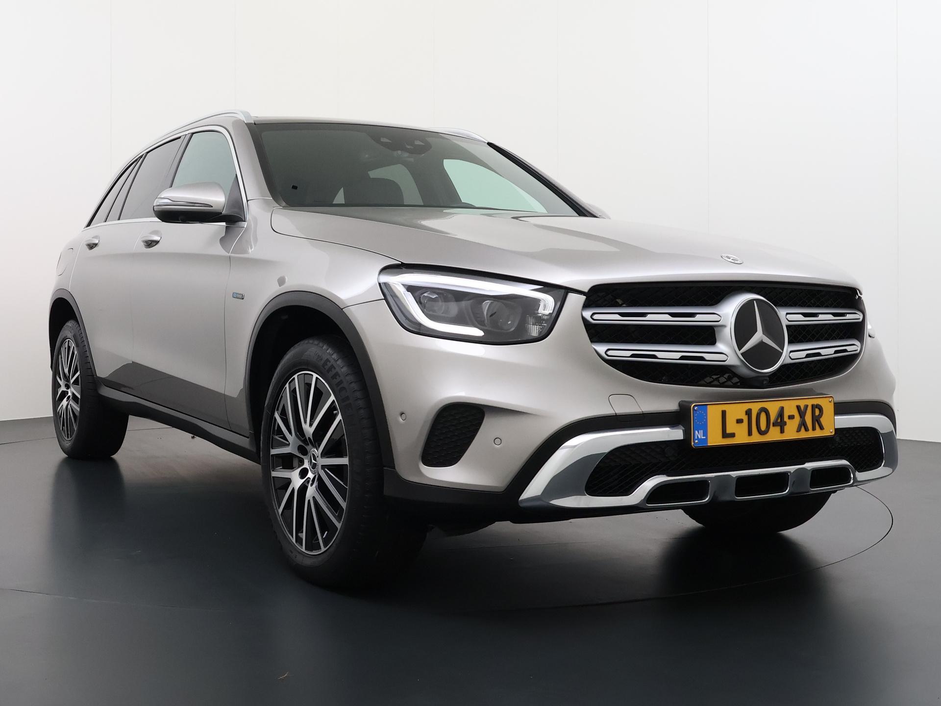 Mercedes-Benz GLC 300e 4MATIC Luxury Business Solution 6