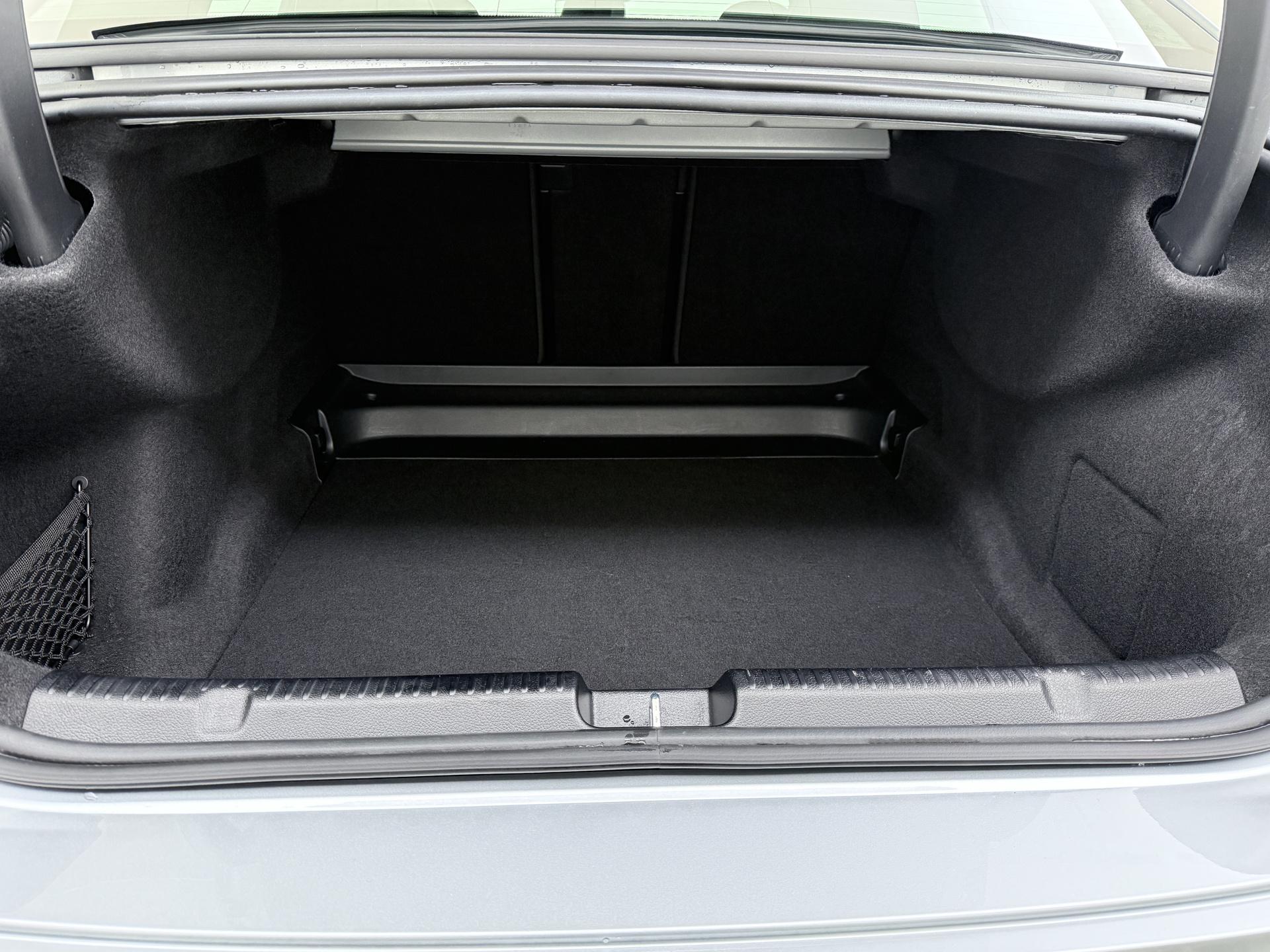 Mercedes-Benz EQE 300 Business Edition 89 kWh Accu 13