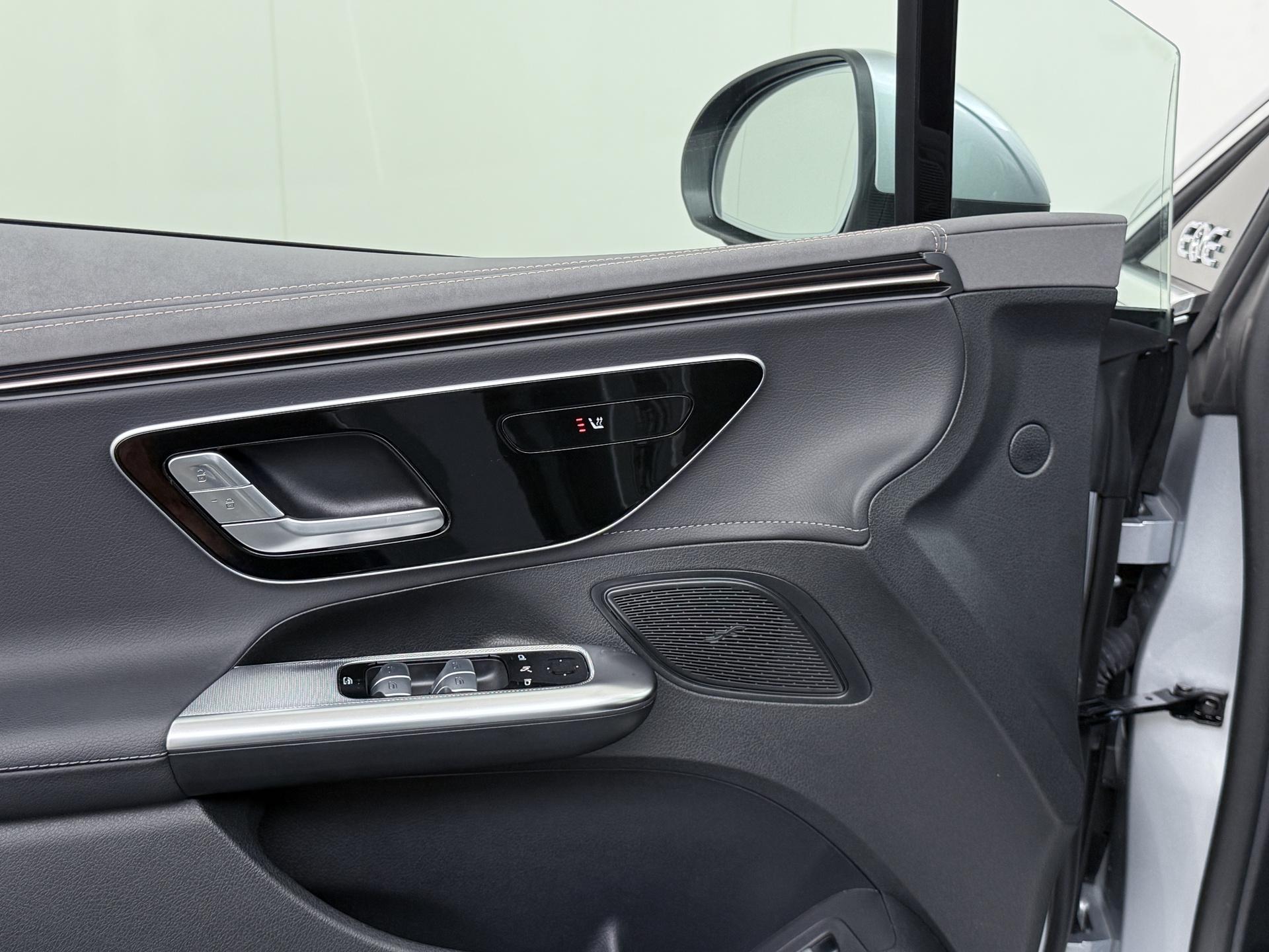 Mercedes-Benz EQE 300 Business Edition 89 kWh Accu 16
