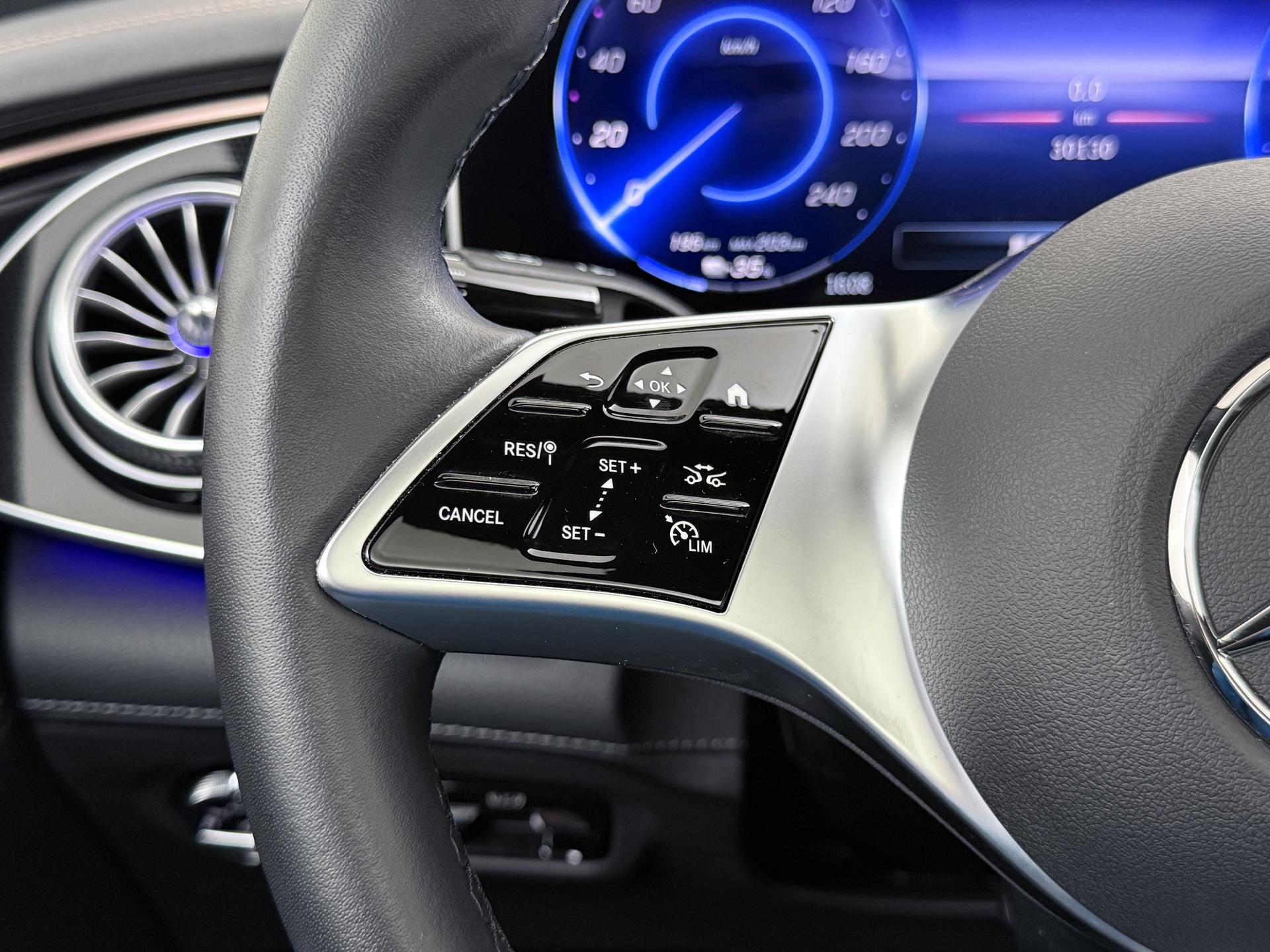 Mercedes-Benz EQE 300 Business Edition 89 kWh Accu 31