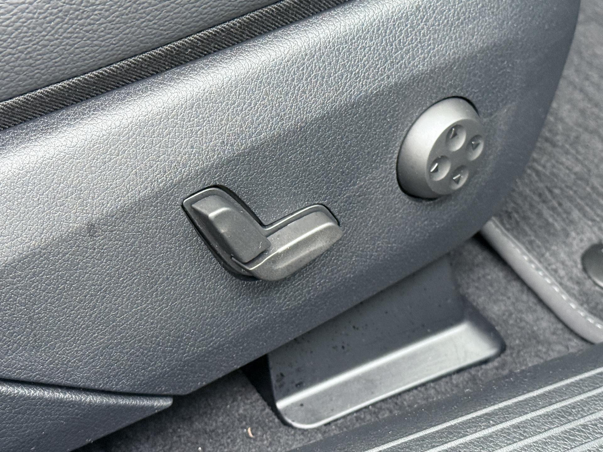 Mercedes-Benz EQE 300 Business Edition 89 kWh Accu 44