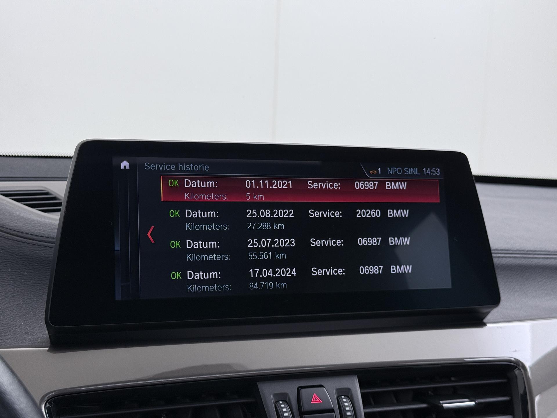 BMW X1 sDrive18i Business Edition Plus 33