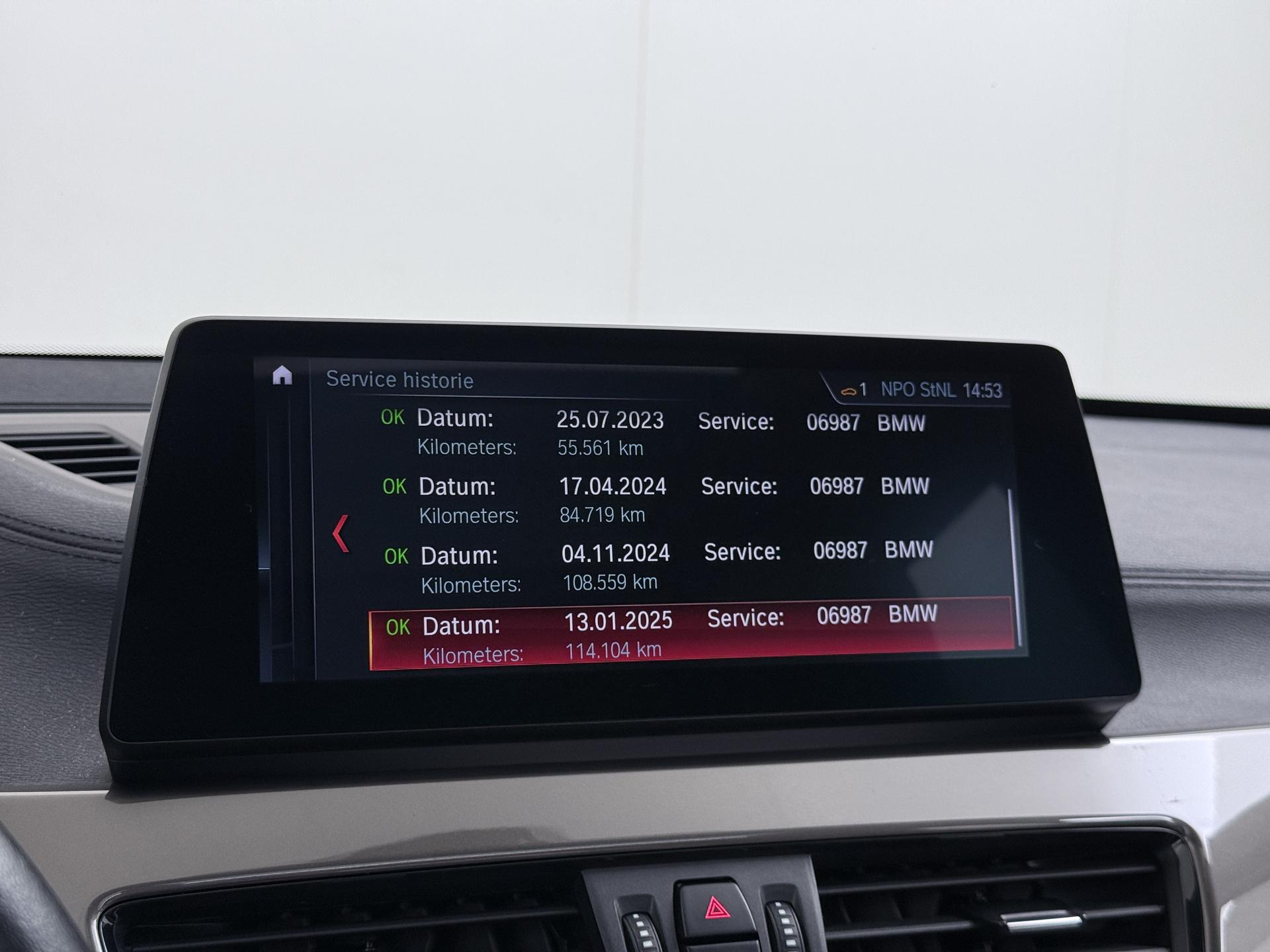 BMW X1 sDrive18i Business Edition Plus 34