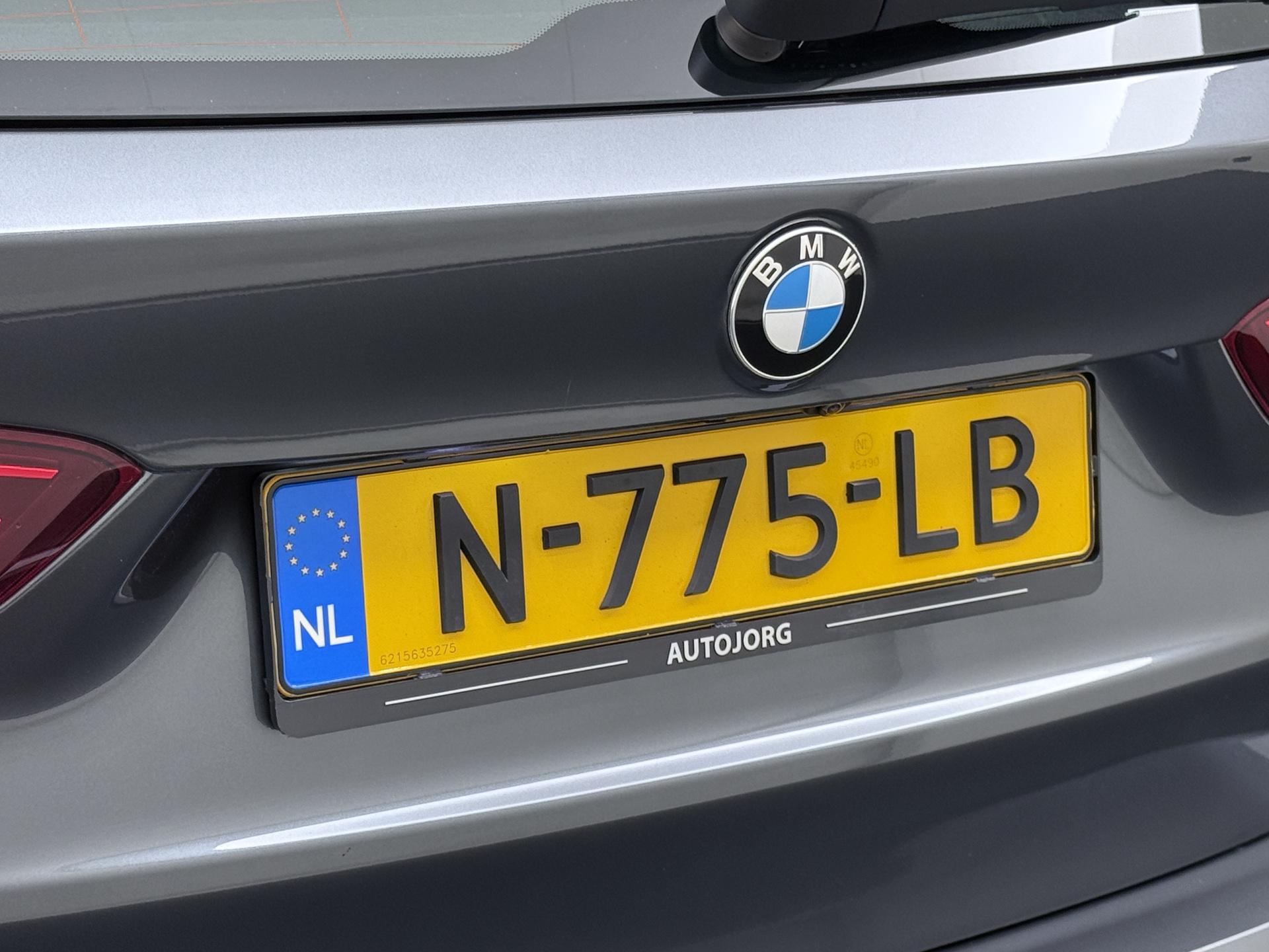 BMW X1 sDrive18i Business Edition Plus 5