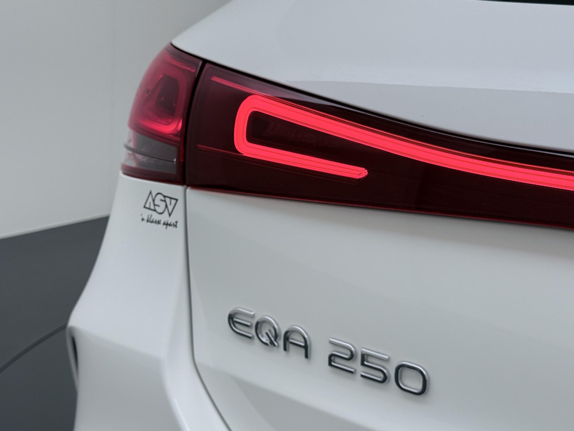 Mercedes-Benz EQA 250 AMG Business Solution 67 kWh Accu 11