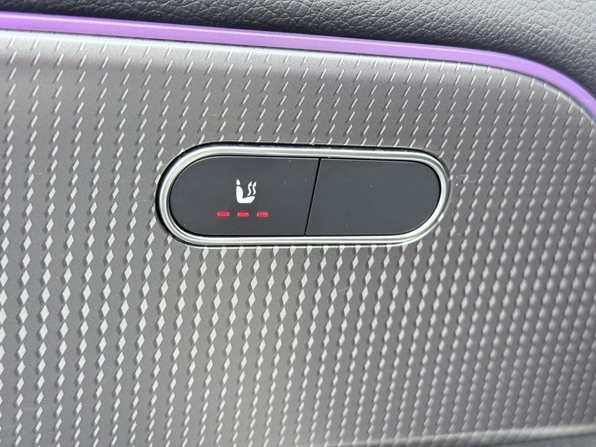 Mercedes-Benz EQA 250 AMG Business Solution 67 kWh Accu 22