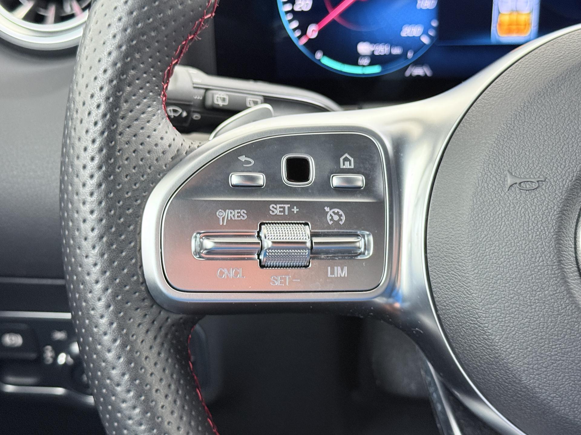 Mercedes-Benz EQA 250 AMG Business Solution 67 kWh Accu 32