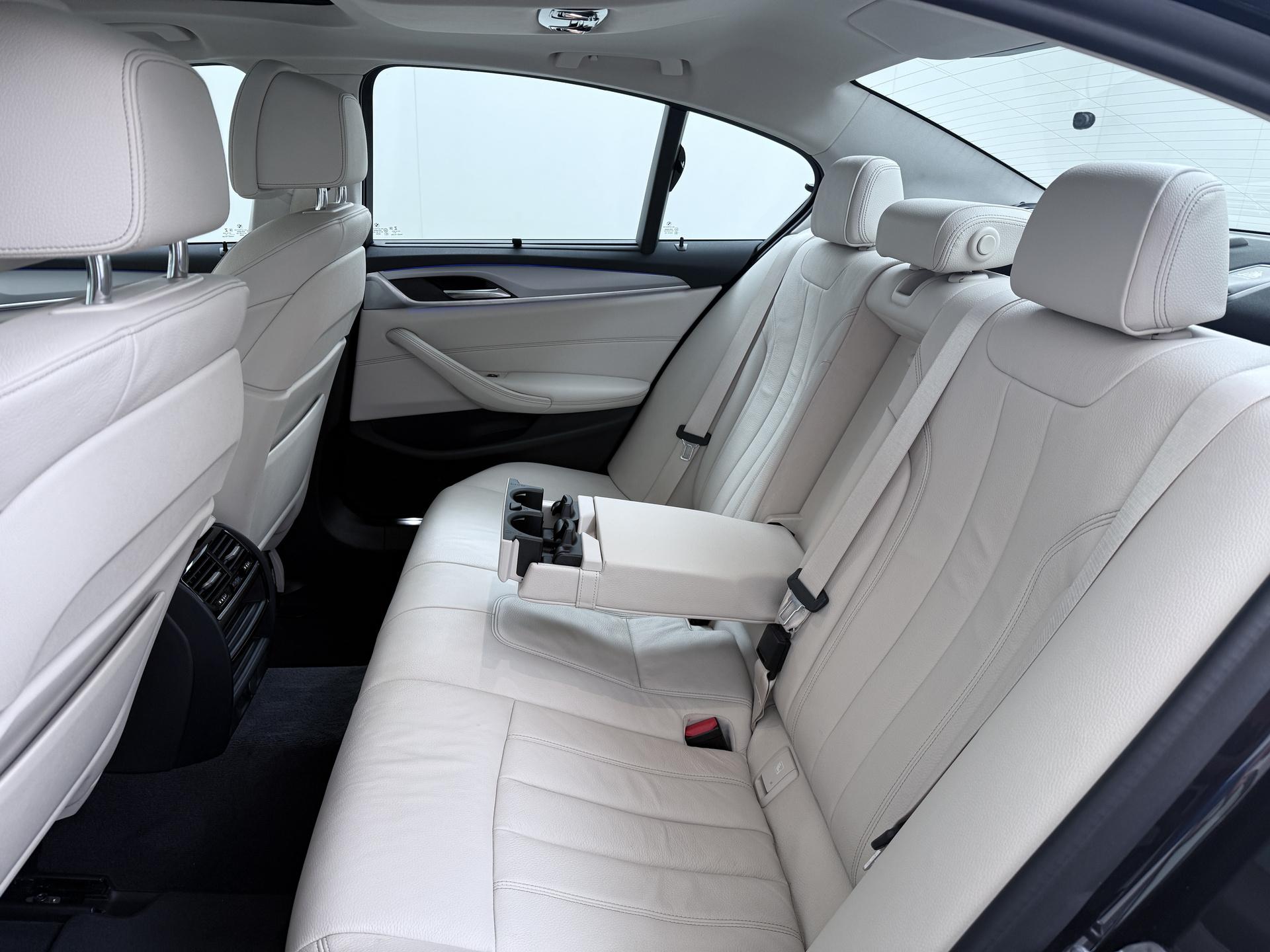 BMW 5 Serie 530e iPerformance Executive 23